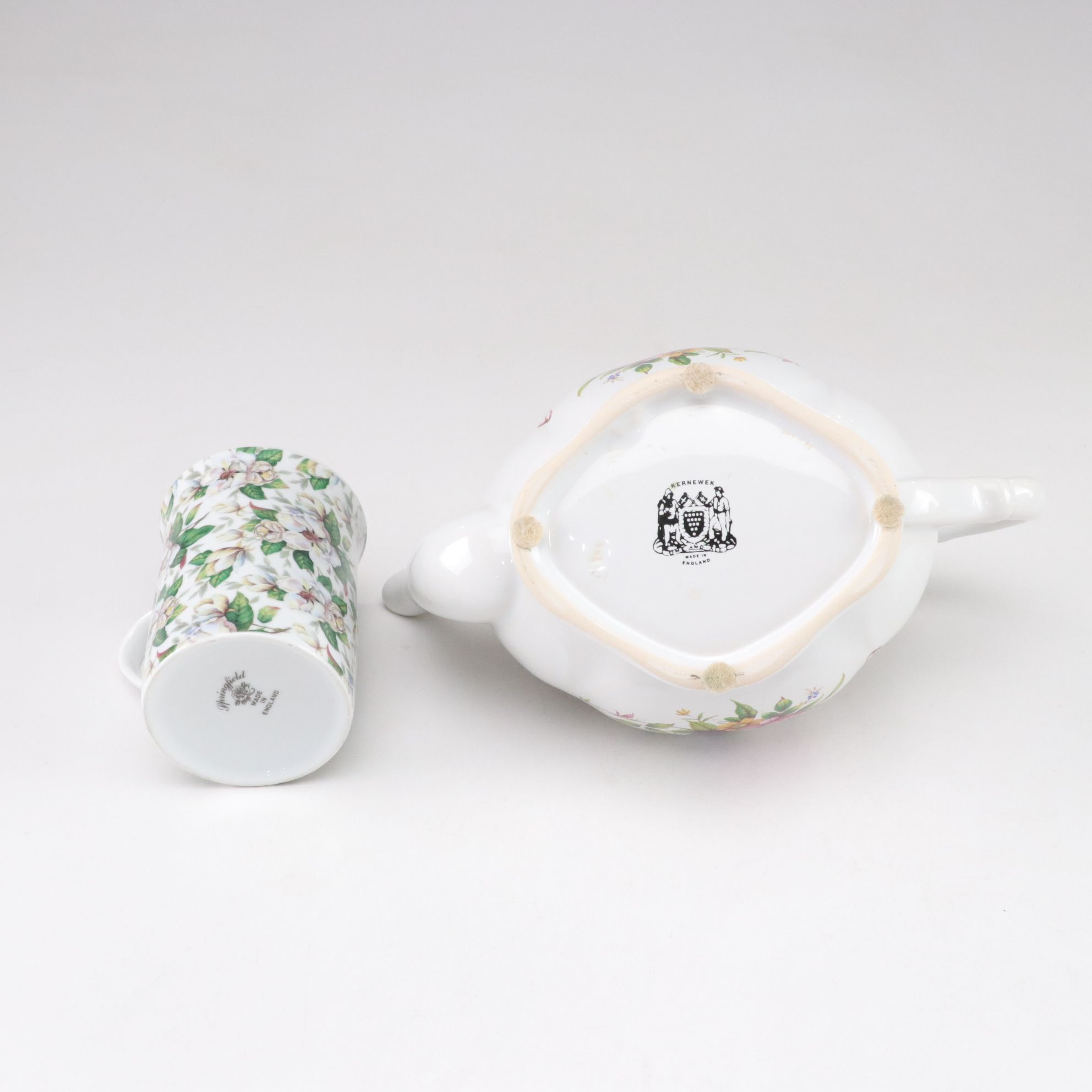 English Porcelain Teacups, Saucers & Teapot