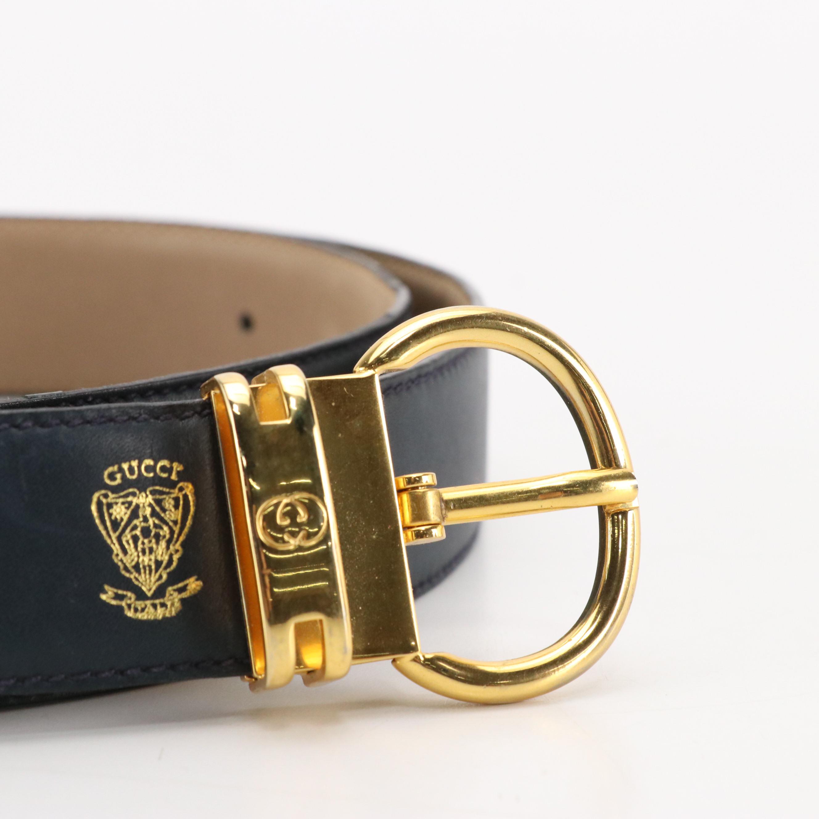 Gucci Vintage Reversible Belt in Navy and Beige Calfskin Leather