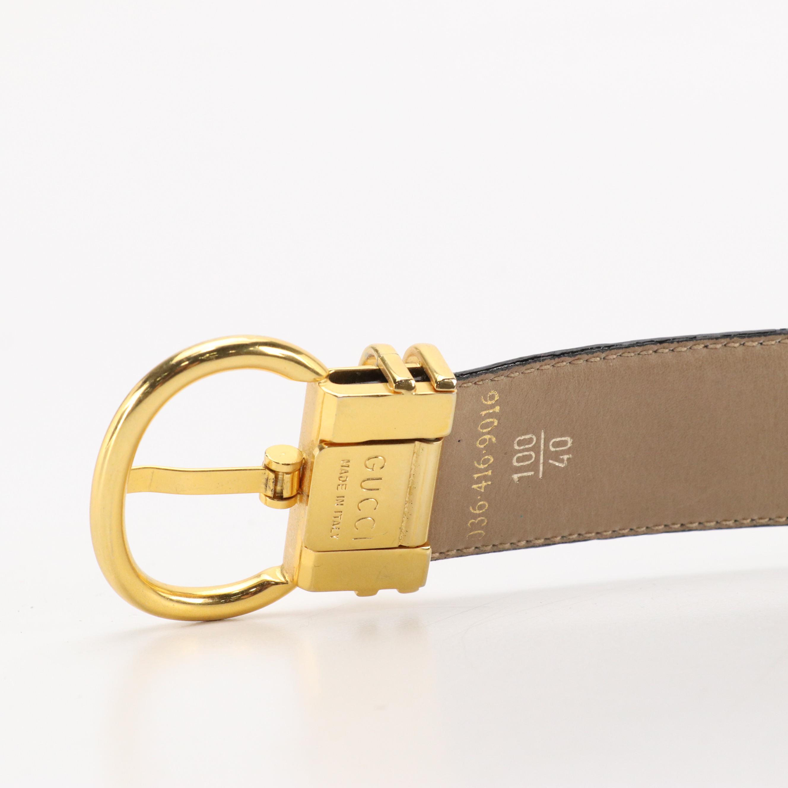 Gucci Vintage Reversible Belt in Navy and Beige Calfskin Leather
