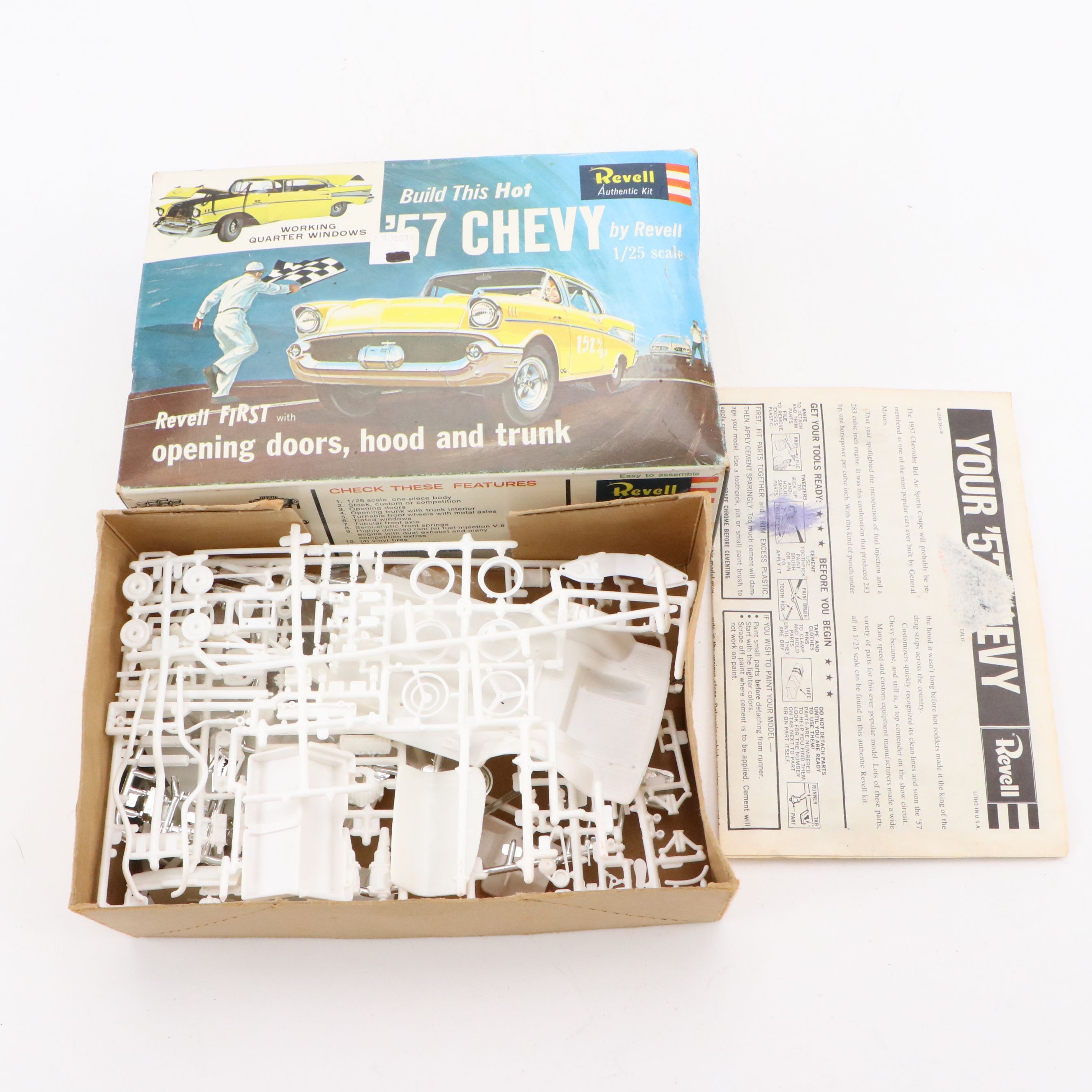 AMT Ertl "1955 Chevrolet Bel Air Sedan" and More Model Car Kits