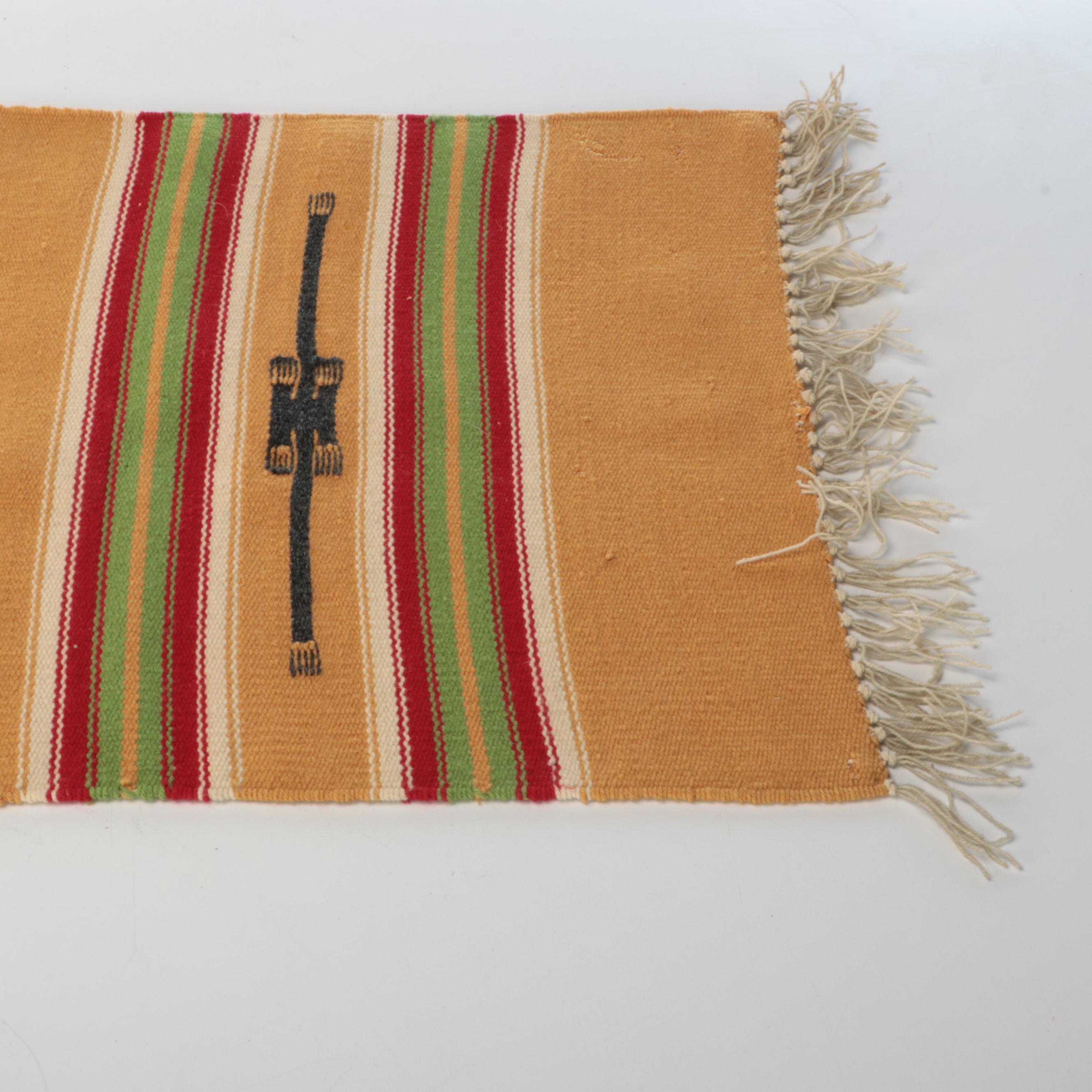 1'7 x 5'3 Handwoven Mexican Chimayo Accent Rug