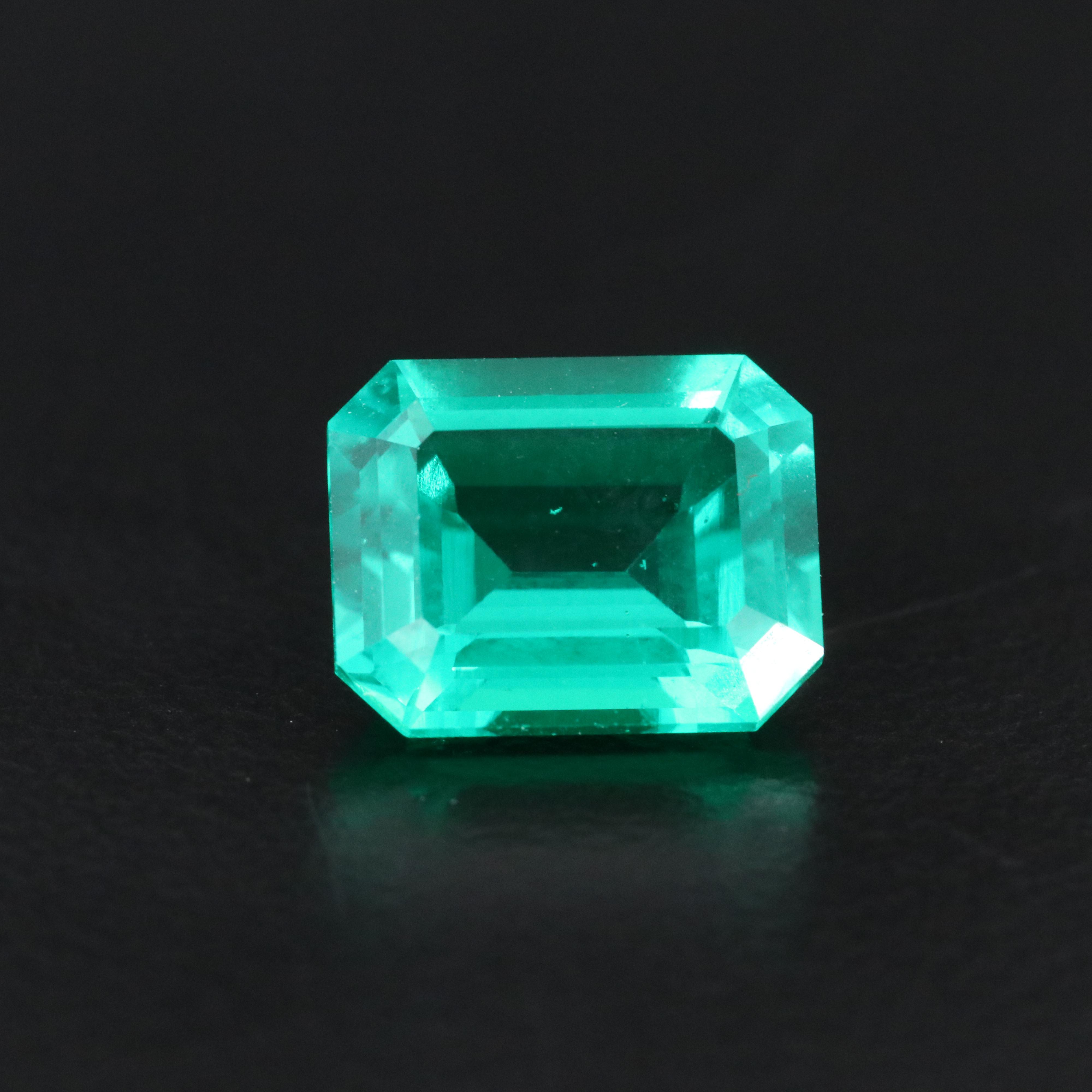 Loose 3.02 CT Lab Grown Emerald