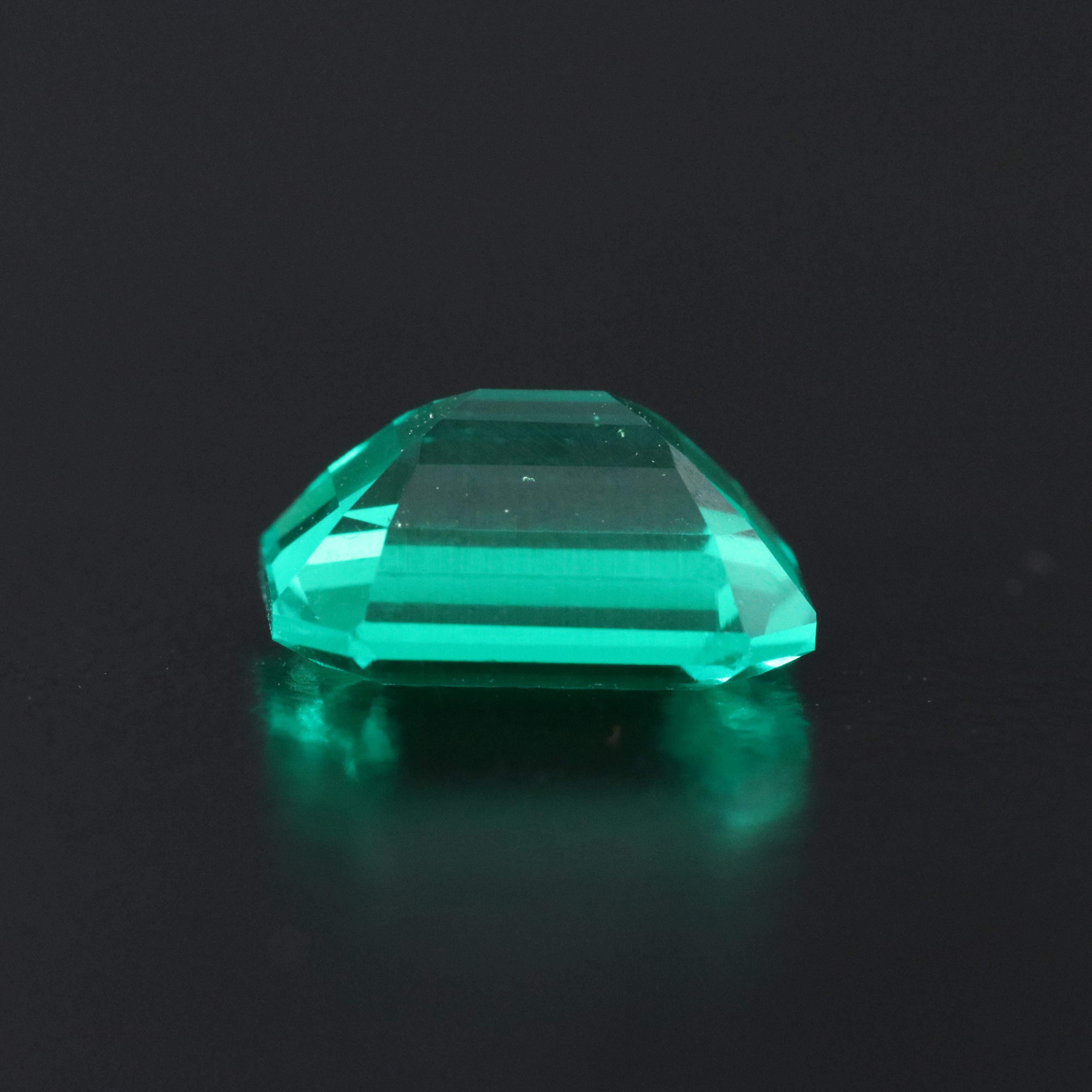 Loose 3.02 CT Lab Grown Emerald