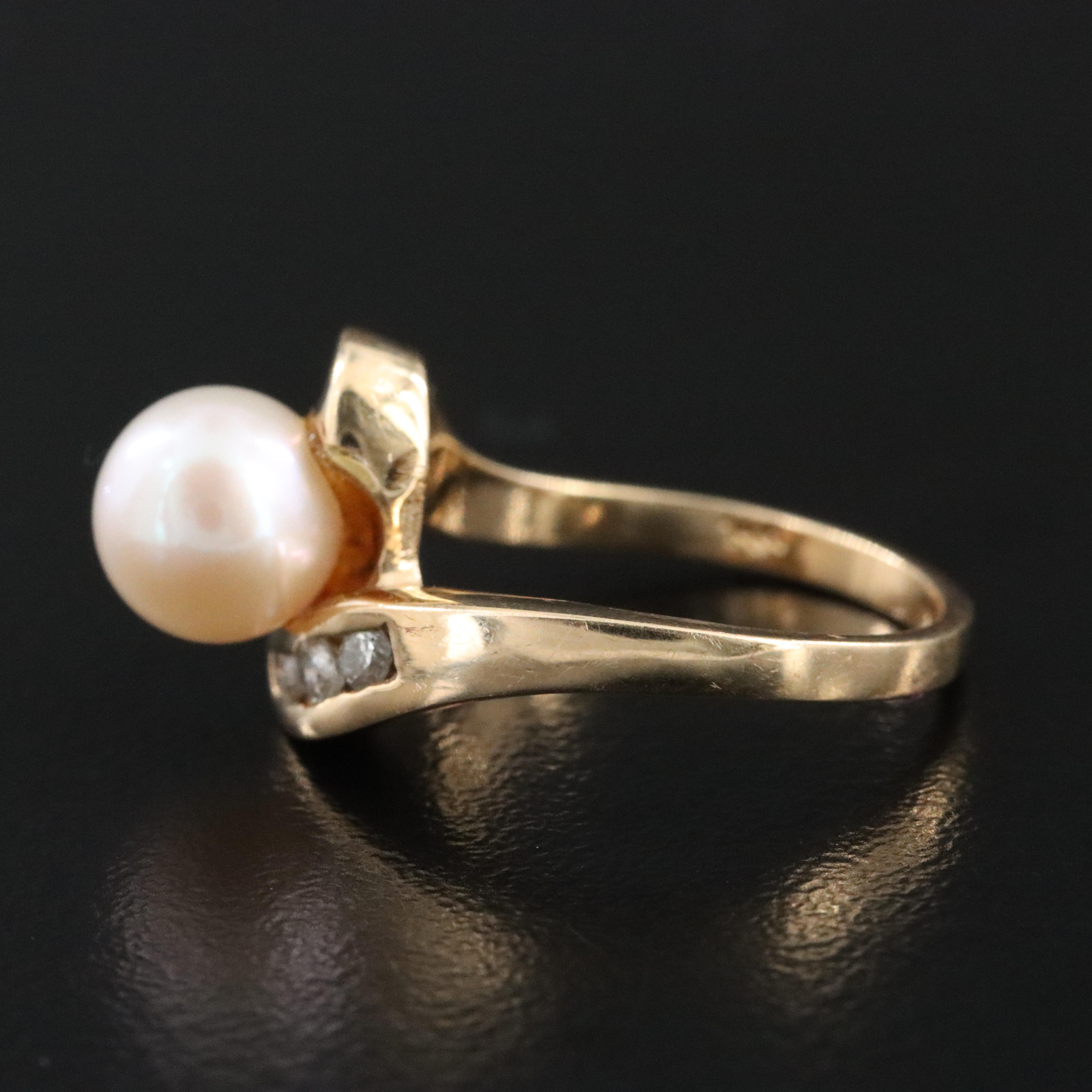 14K Pearl and Diamond Swirl Ring