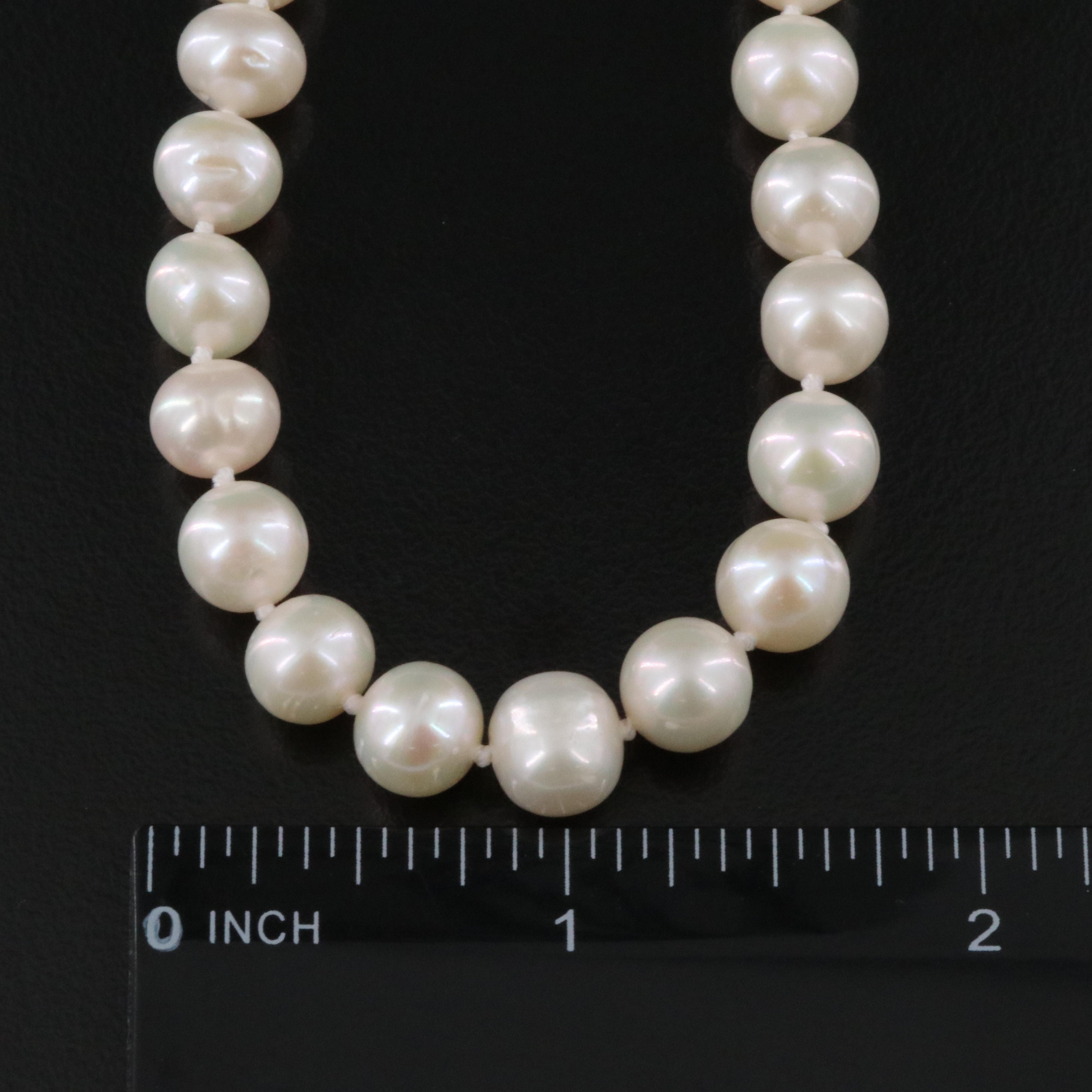 Rope Length Pearl Necklace