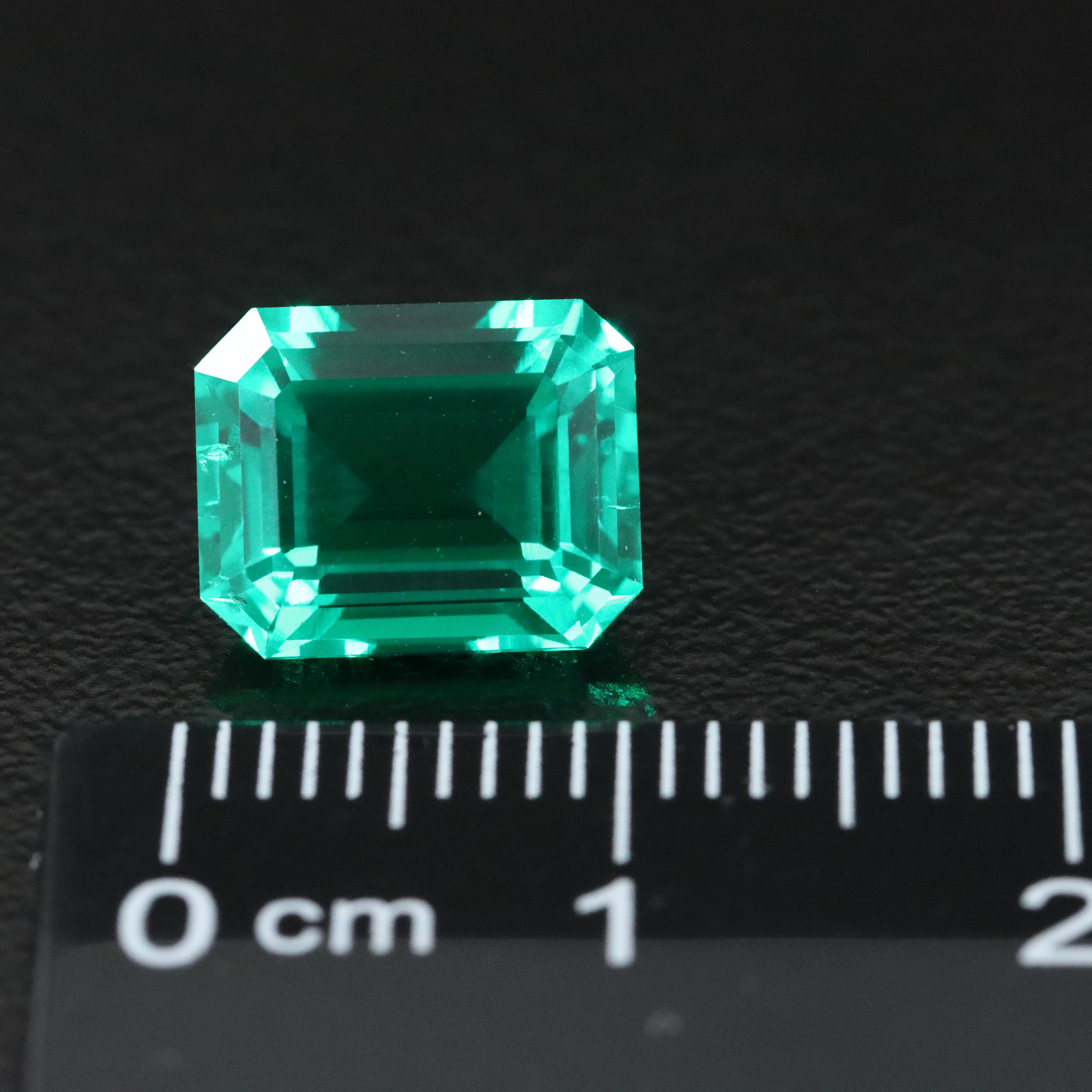 Loose 3.26 CT Lab Grown Emerald