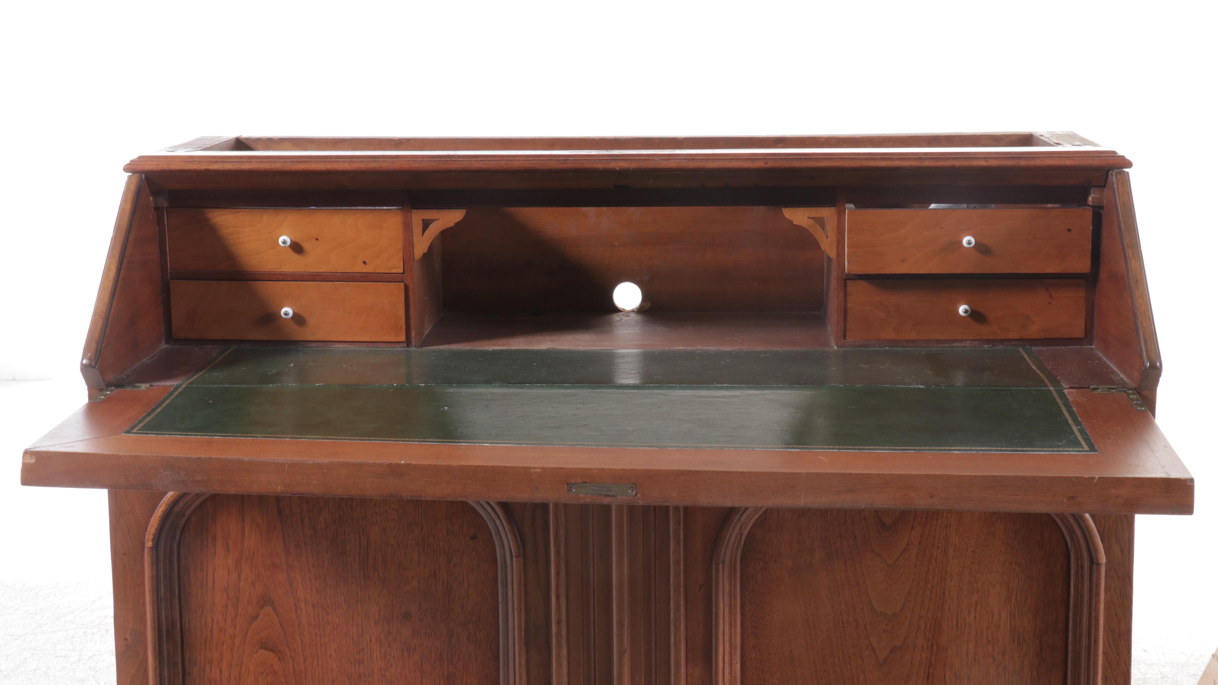Large-Scale Victorian Walnut and Burl Walnut Secretary Bookcase, Circa 1870