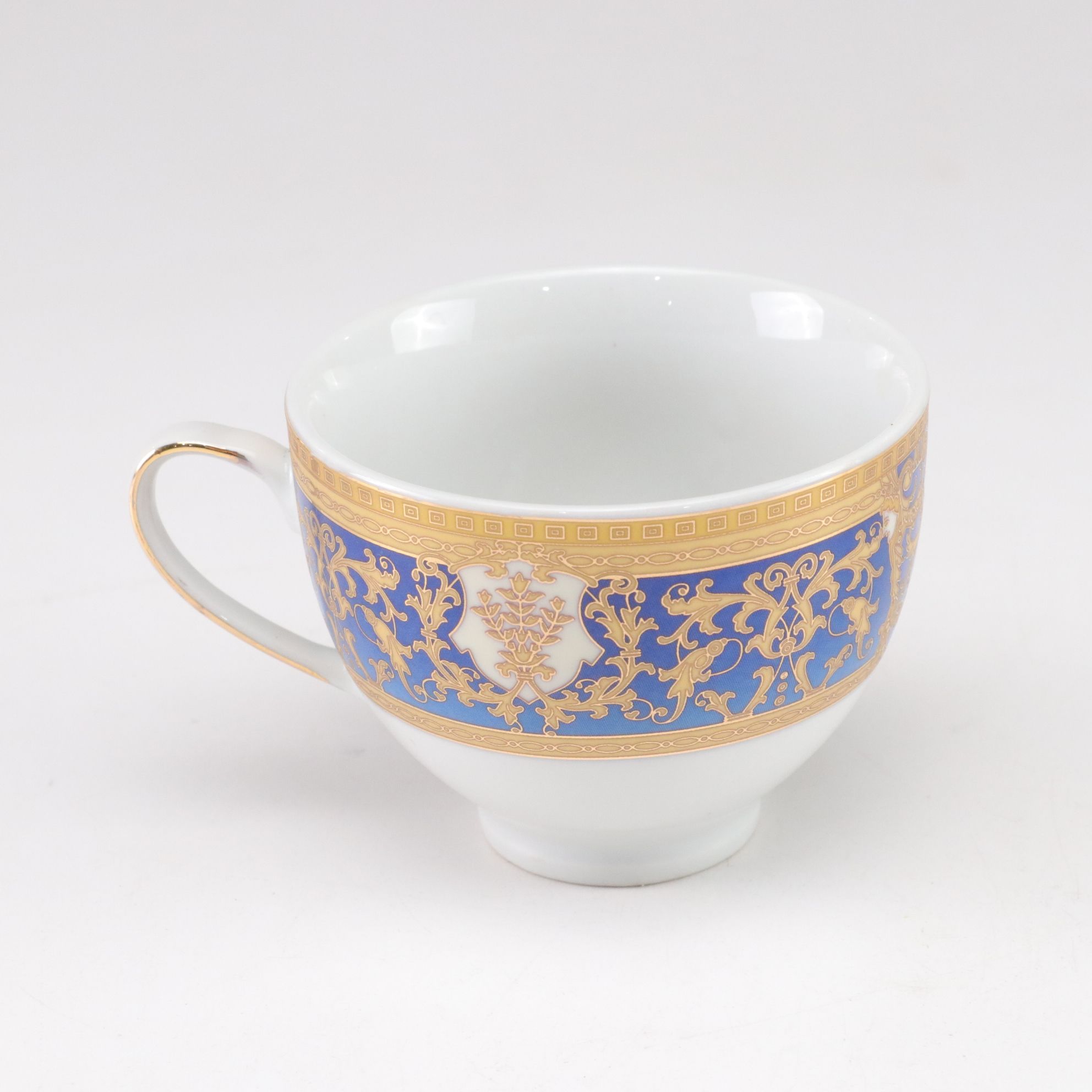 Pegasus Porcelain Dinnerware Set for Twelve Diners & More