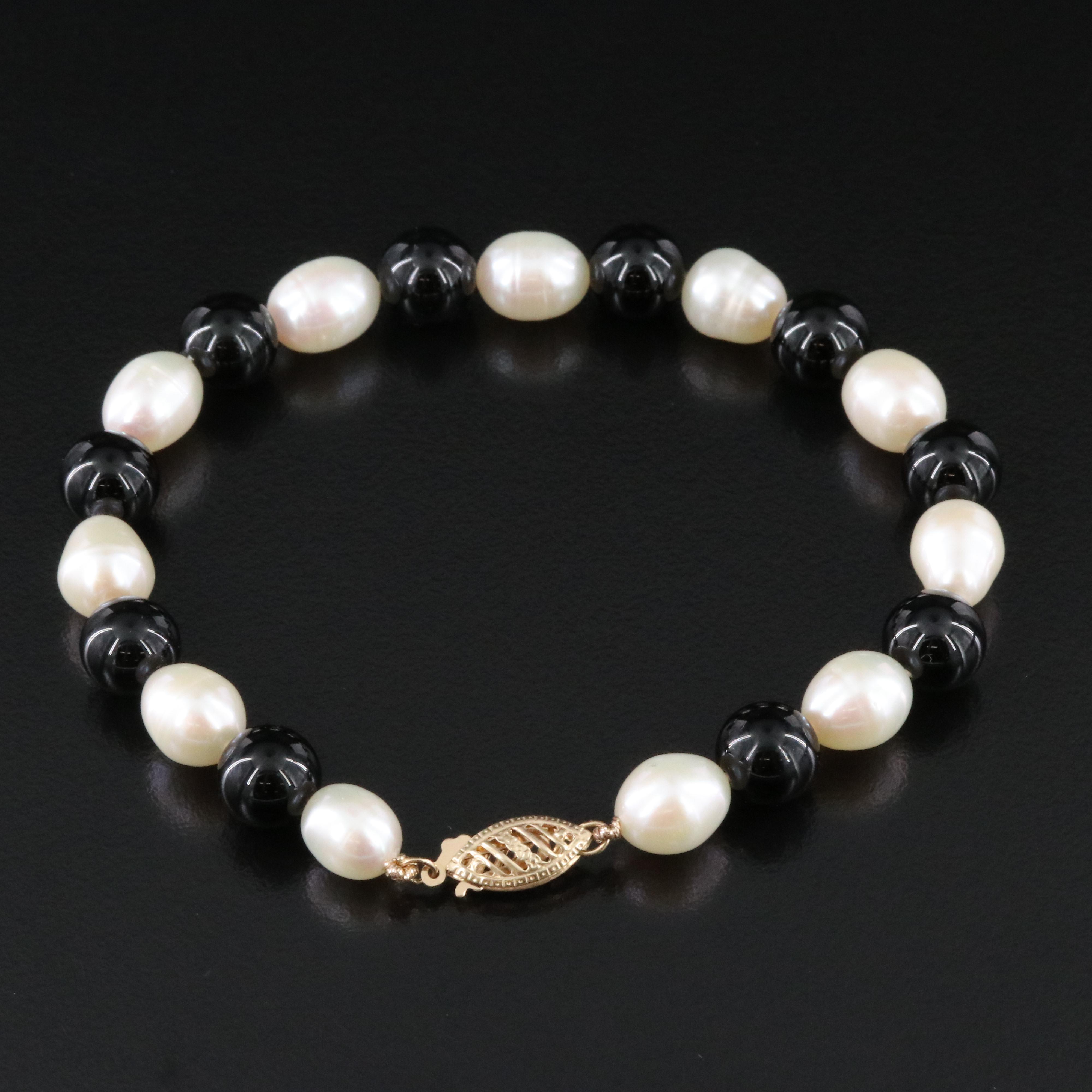 Black Onyx and Pearl Bracelet with 10K Clasp