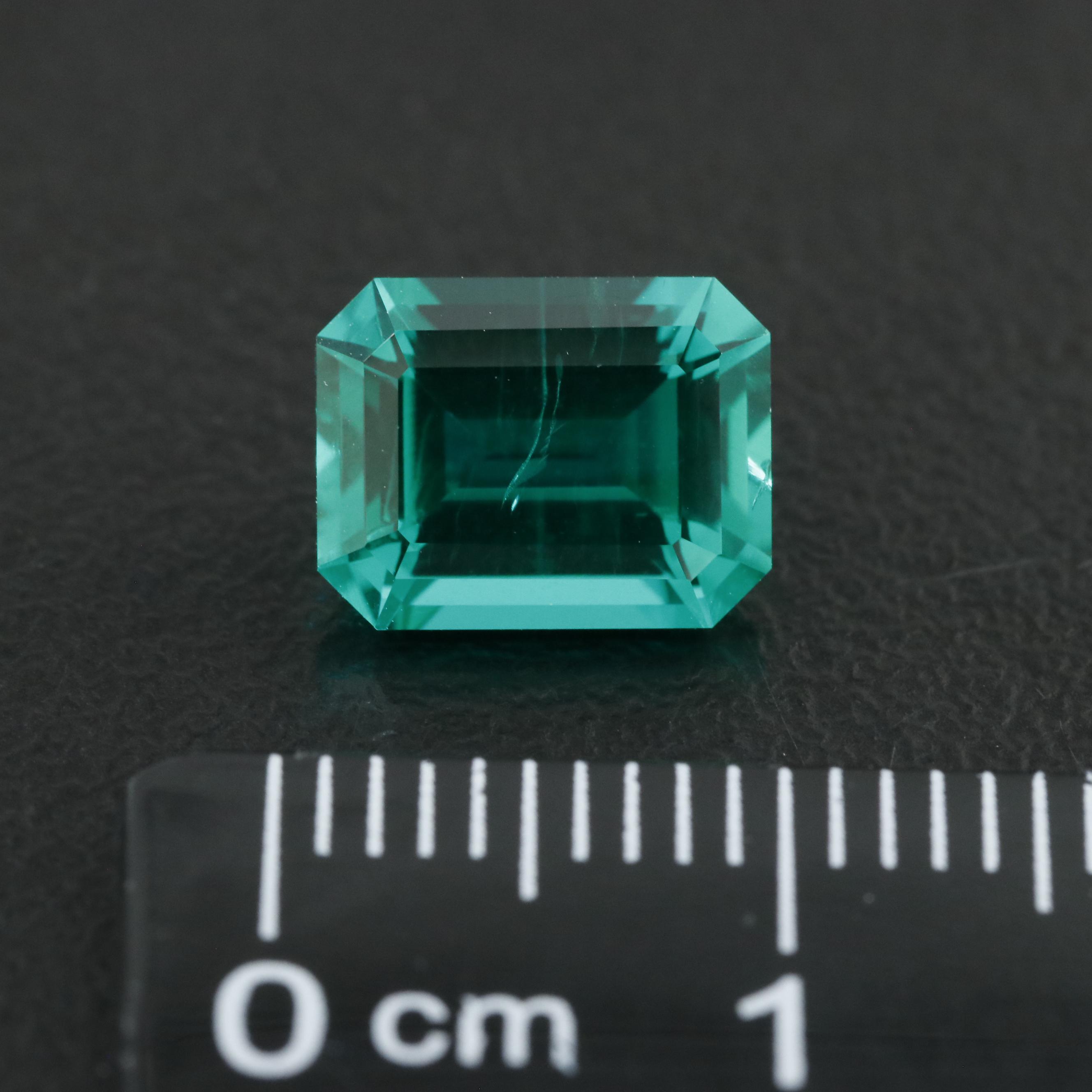 Loose 2.26 CT Lab Grown Emerald