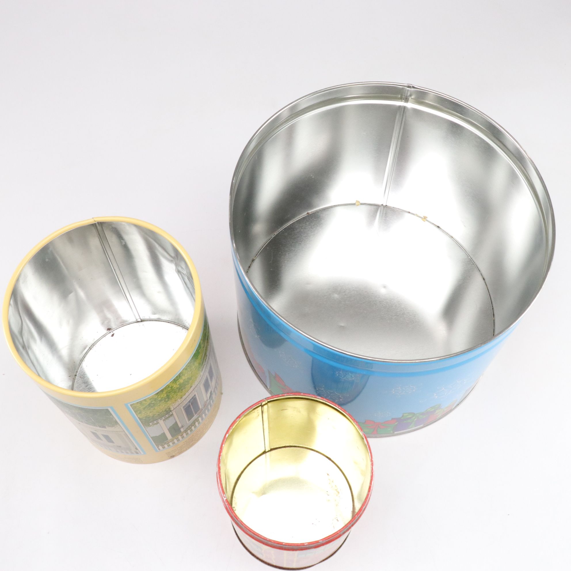 Gold Medal Flour, Nestle Toll House & Other Retro Food Tins