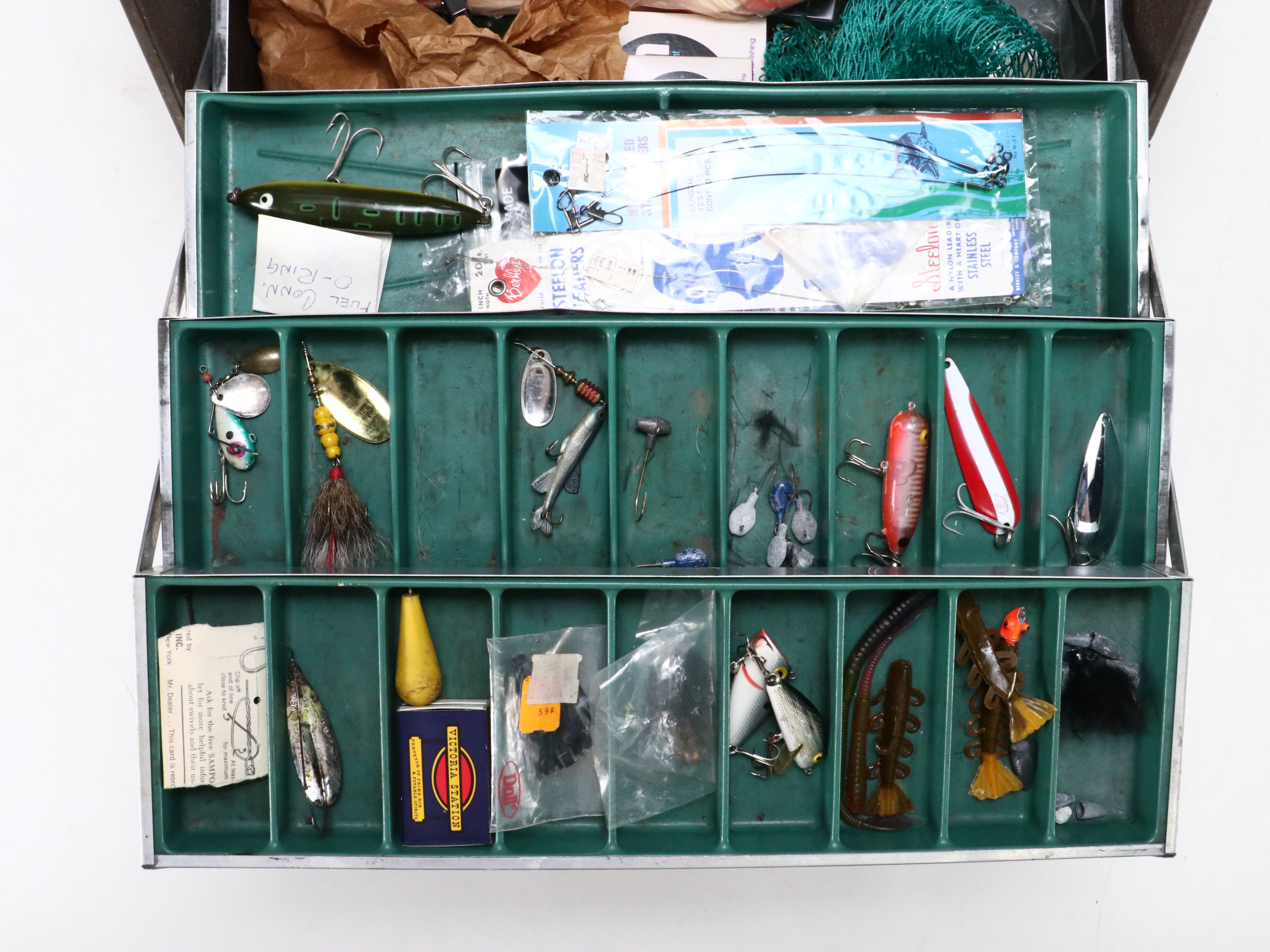 Wright & McGill Model MS6046 Eagle Claw Deluxe Eagle Fishing Rods with Lures