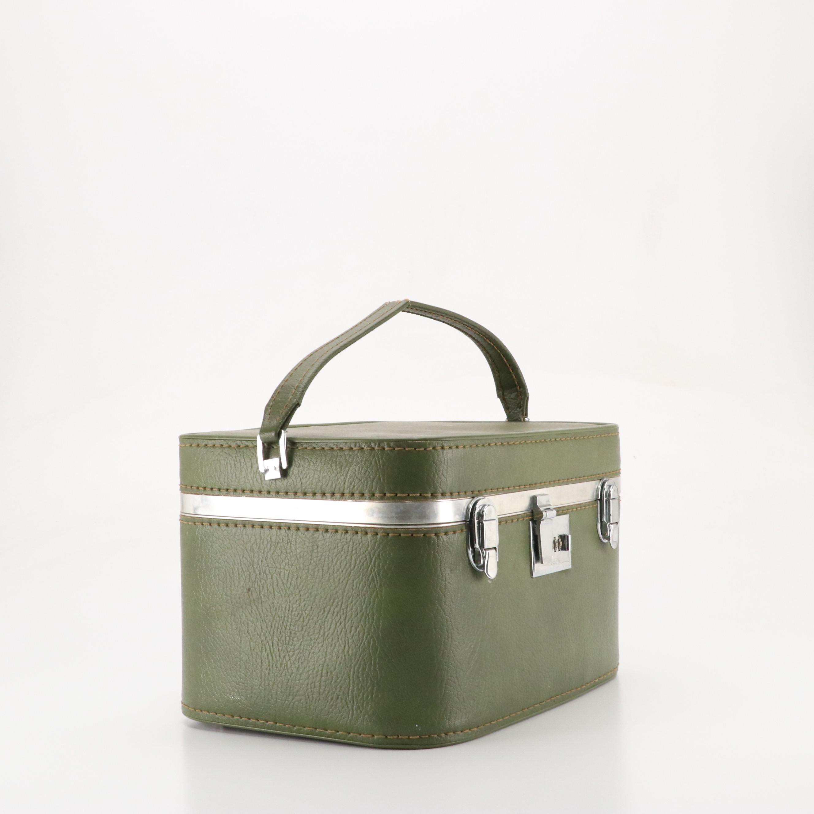 Vintage Ventura Travelware Locking Cosmetic & Travel Bags in Green Leather