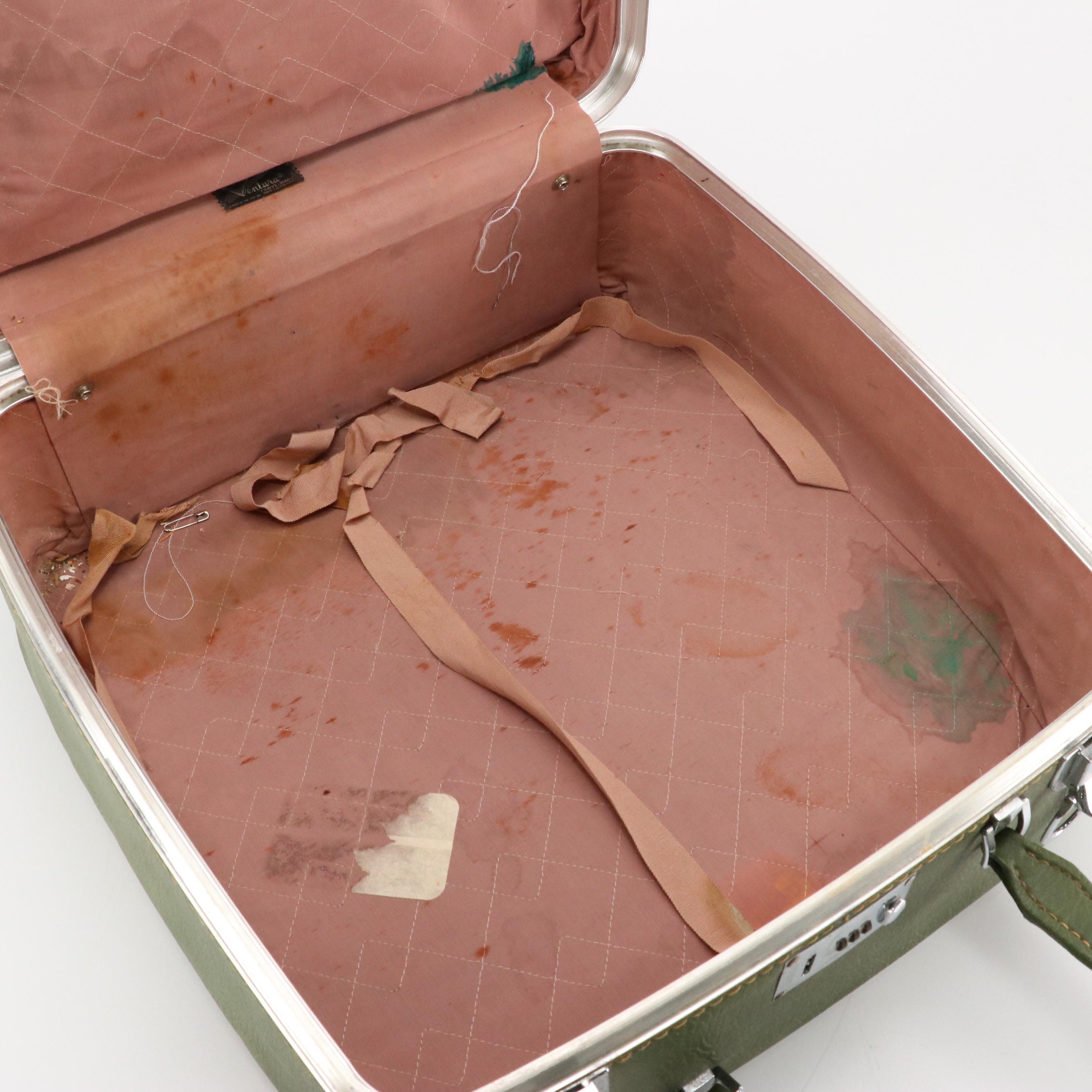 Vintage Ventura Travelware Locking Cosmetic & Travel Bags in Green Leather