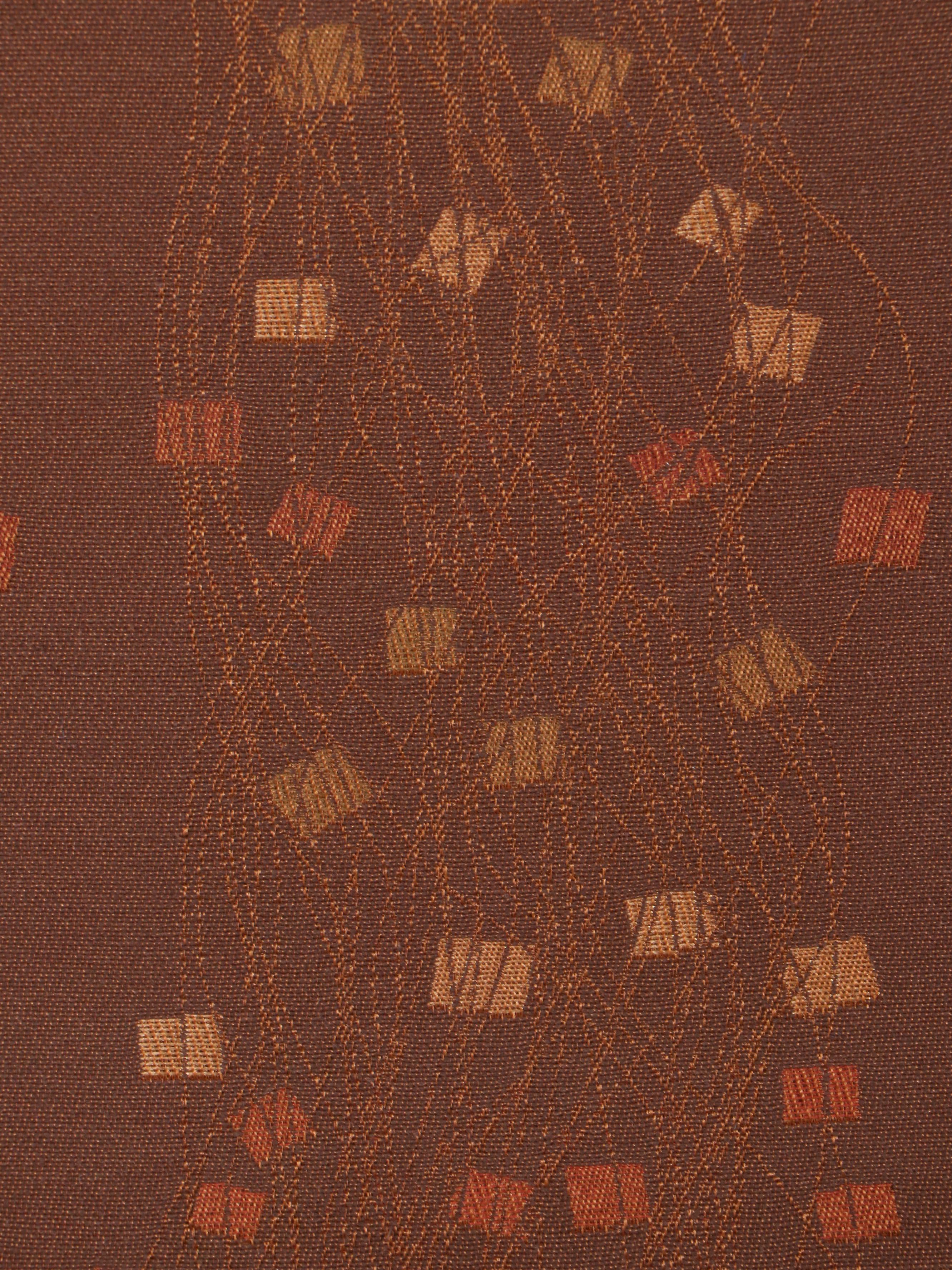 Set of Eight Henredon Mid Century Style Oak Dining Chairs with Dining Table