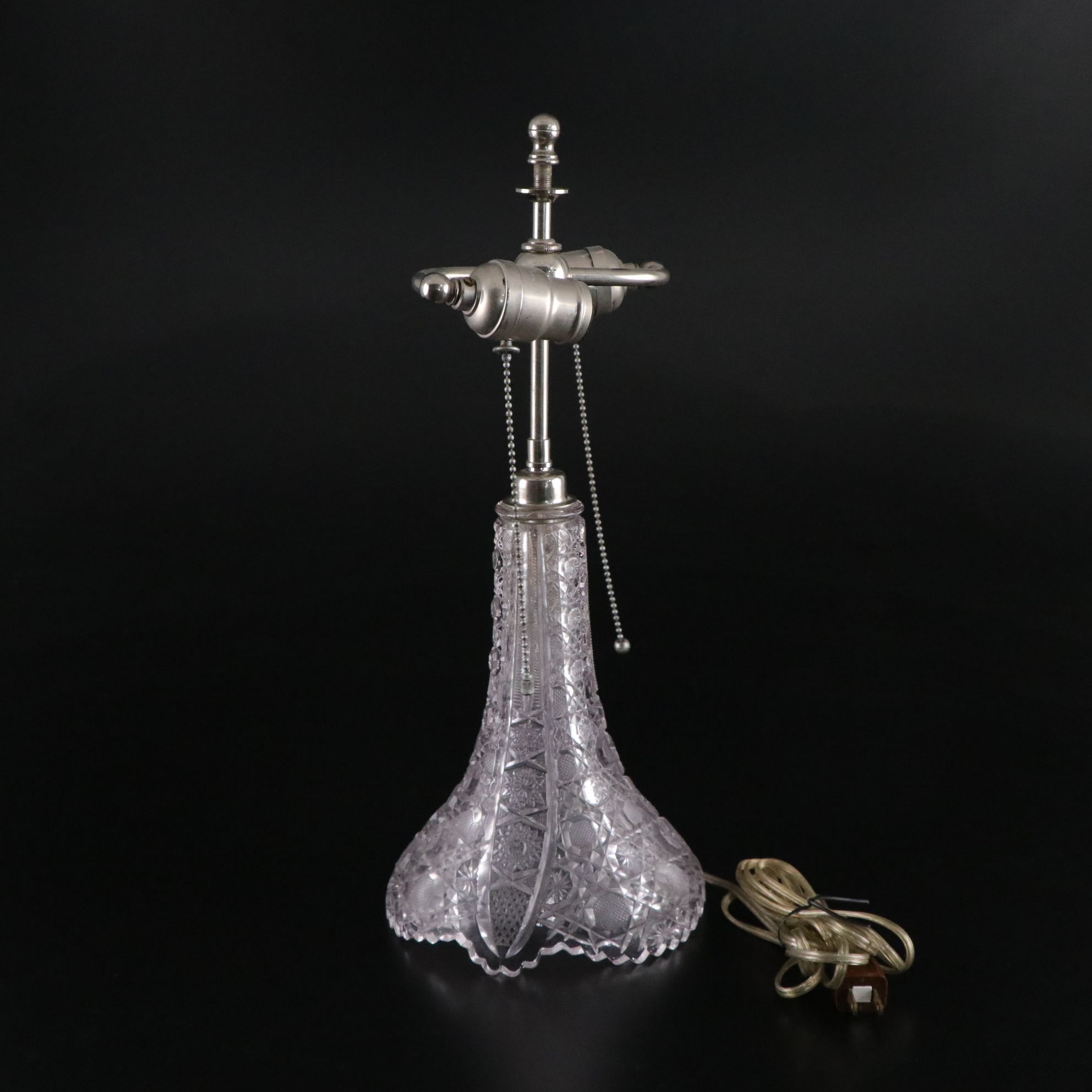 American Brilliant Glass Style Table Lamp