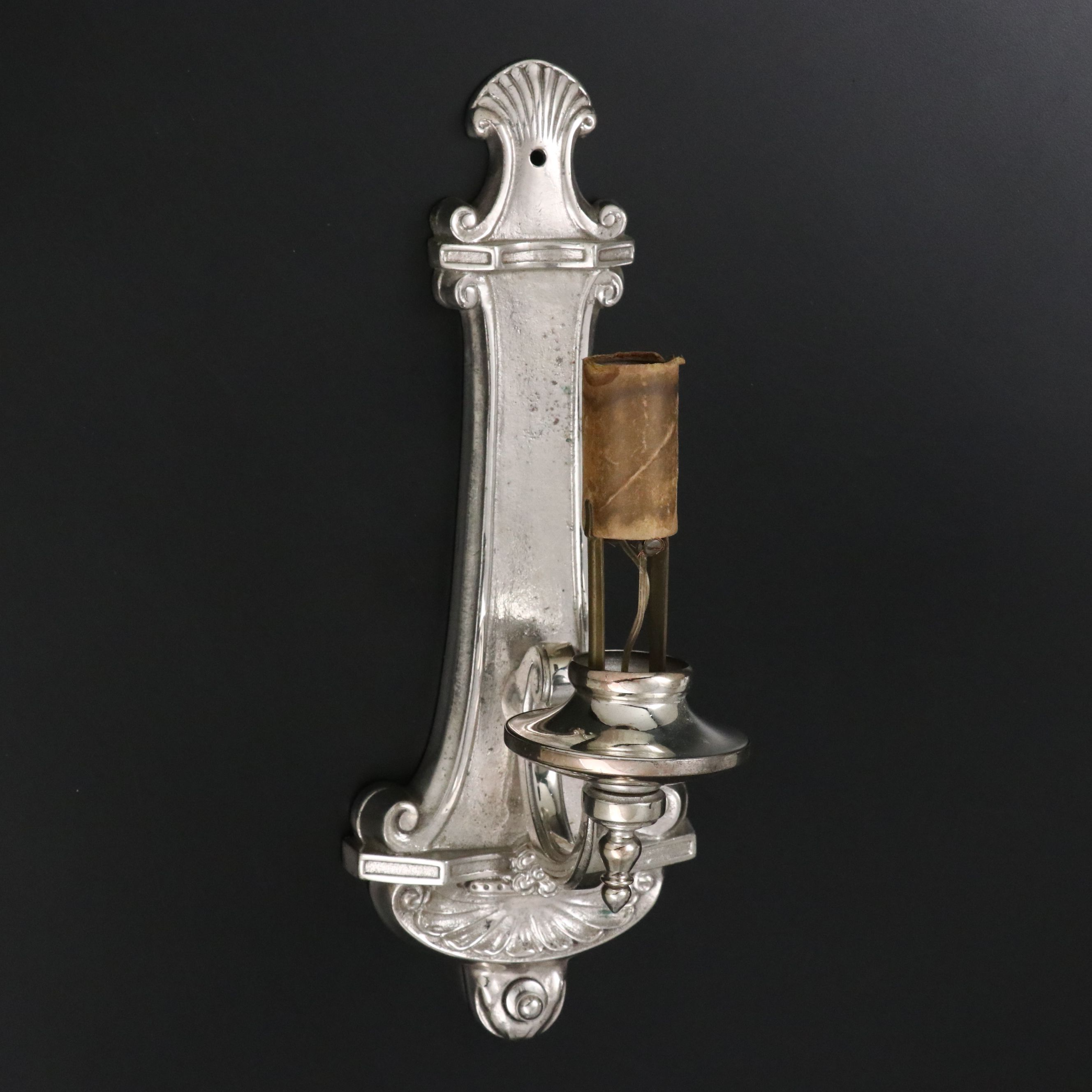 Moe Bridges Co. Electric Metal Wall Sconce