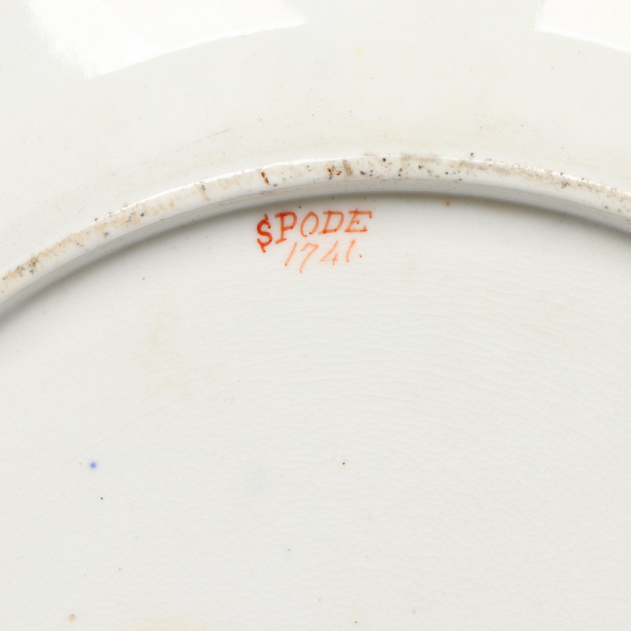 Spode "Rock and Tree" Imari Ware Plate and Gravy Tureen, Early 19th Century