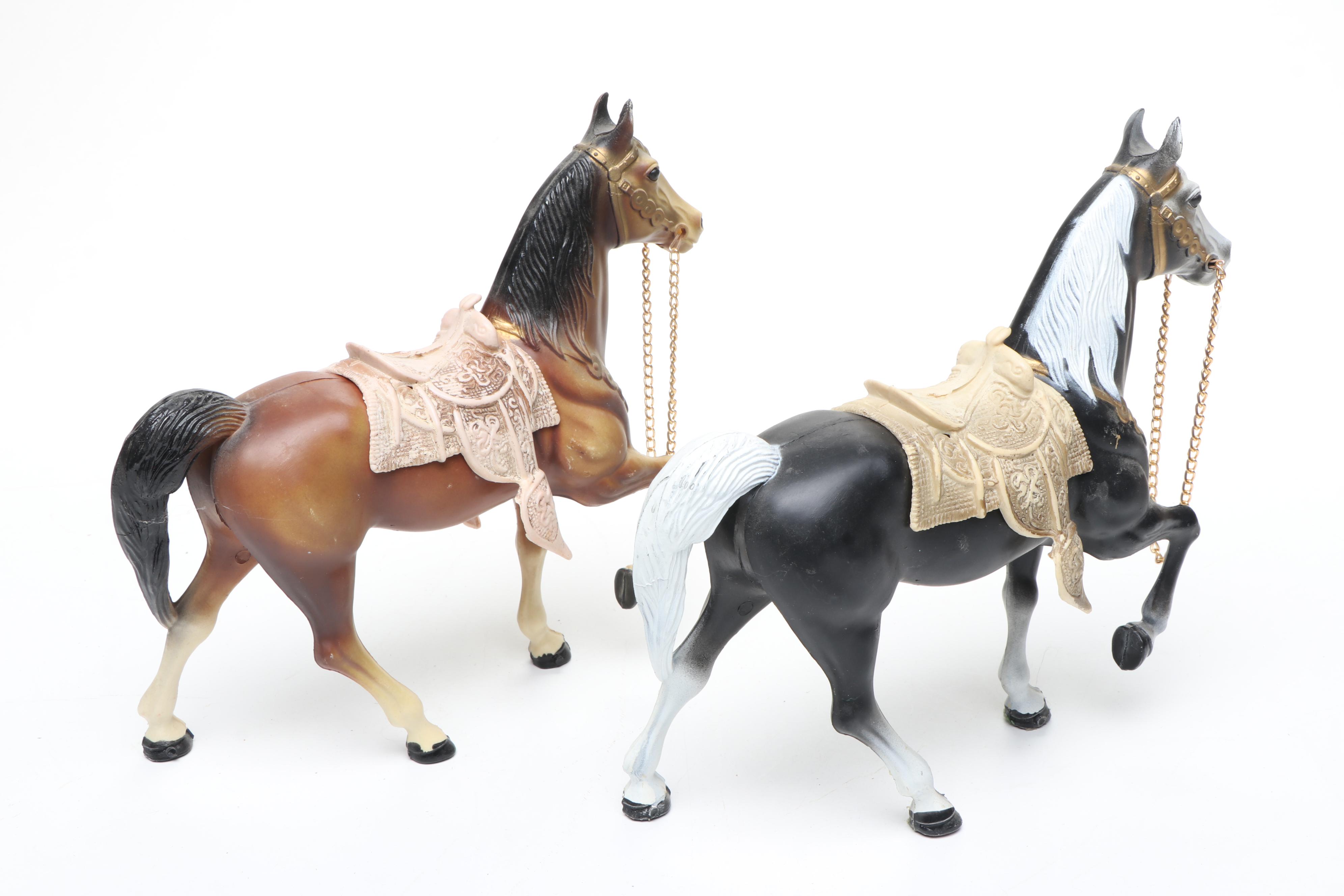 Wells Fargo & Co. Wooden Wagon with Horses and Carriage