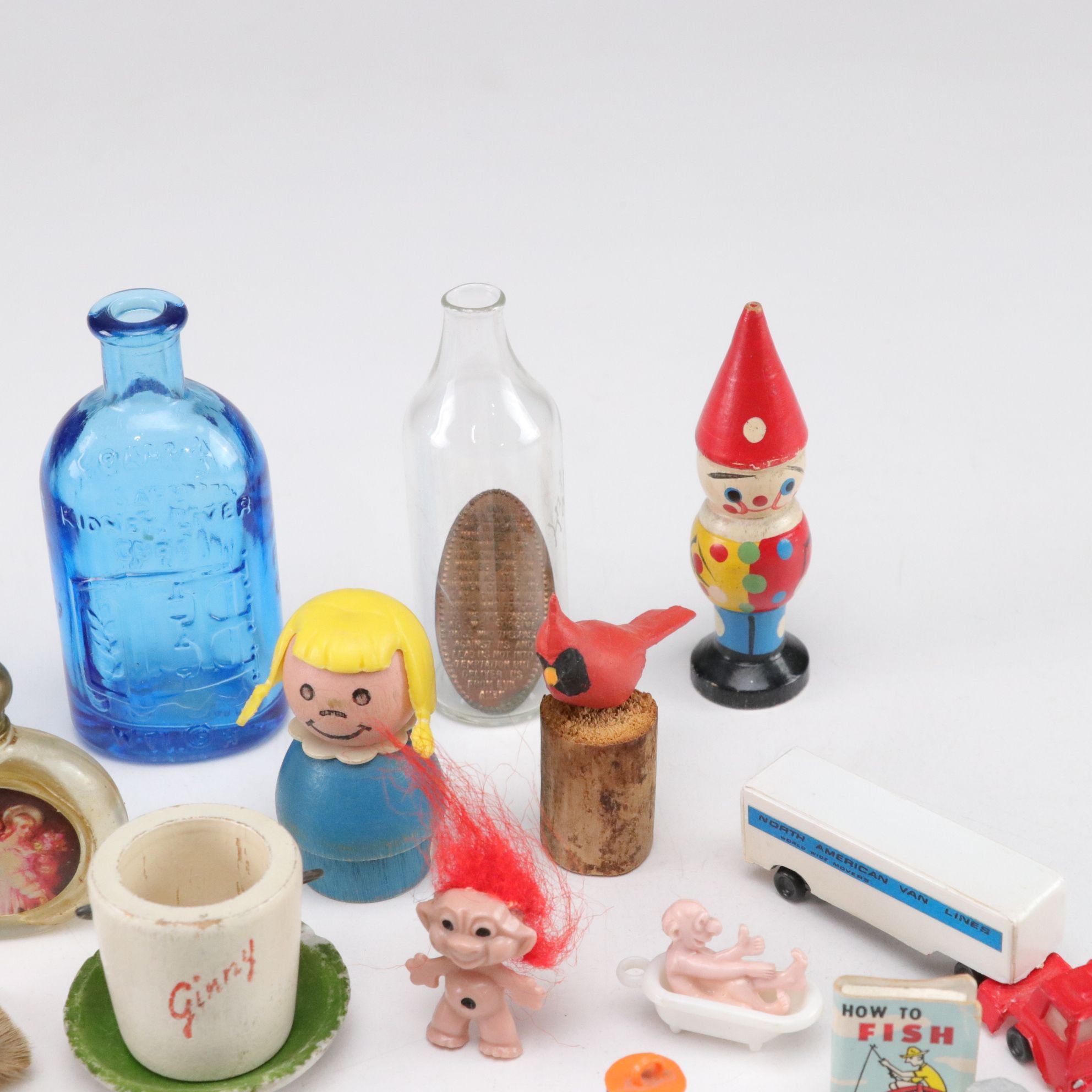 Coca-Cola, Troll Dolls & Other Novelty Mini Figurines