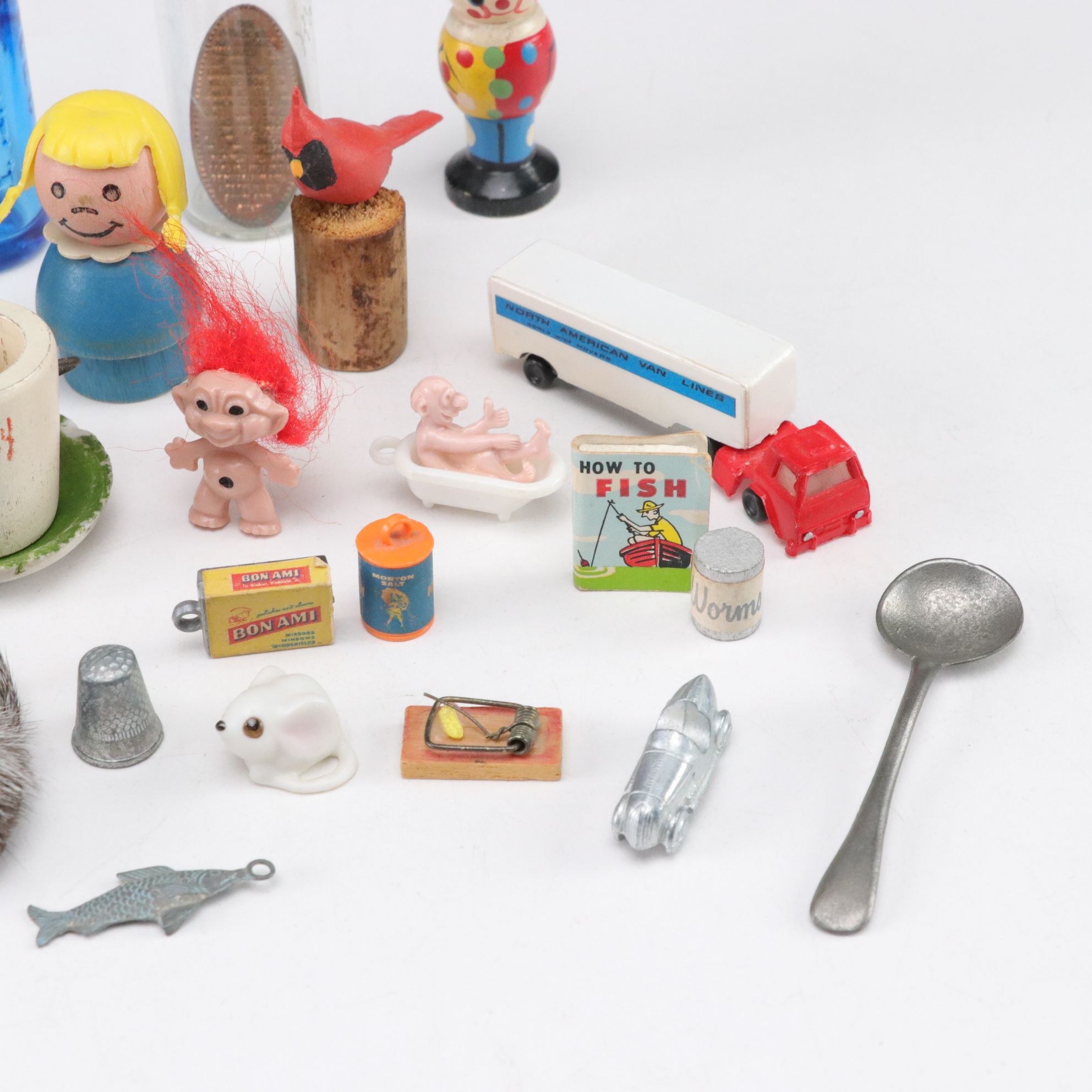 Coca-Cola, Troll Dolls & Other Novelty Mini Figurines