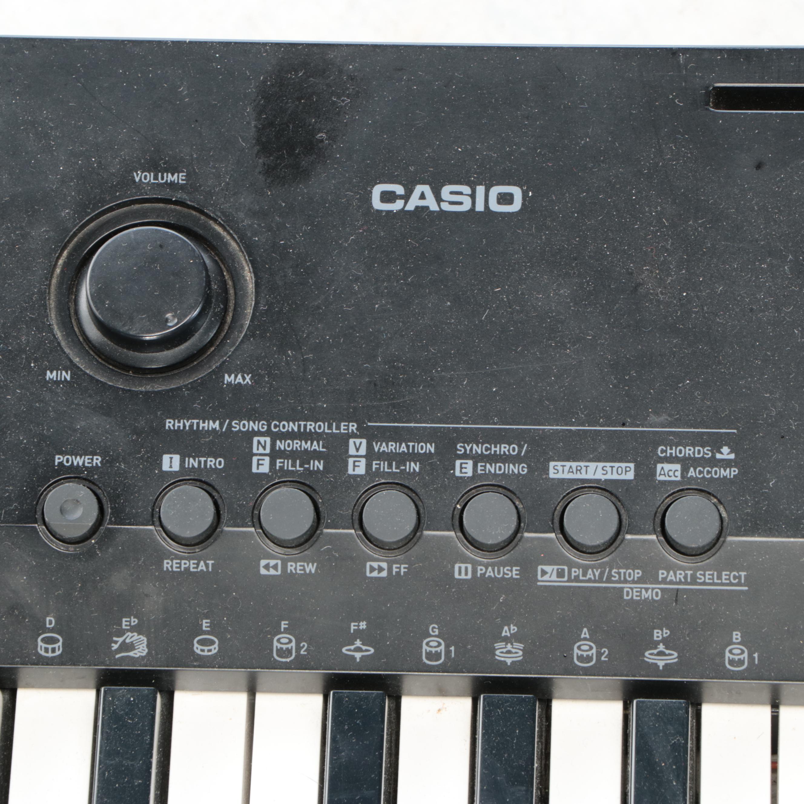 Casio CDP-220R Full-Size Digital Piano with Regis Sustain Foot Pedal, Microphone