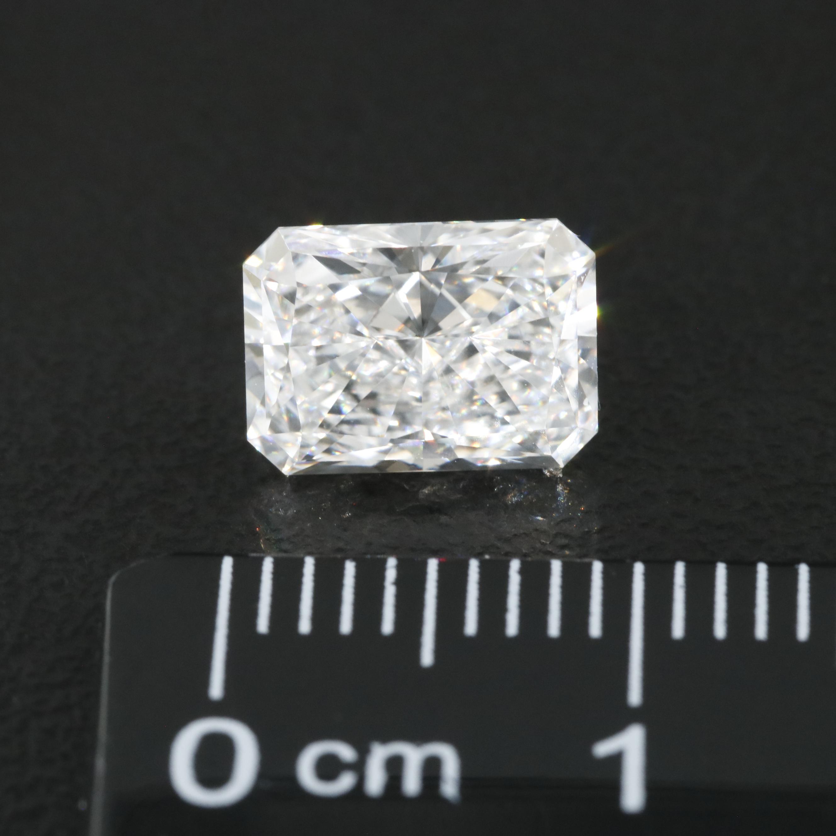 Loose 1.97 CT Lab Grown Diamond with IGI Report