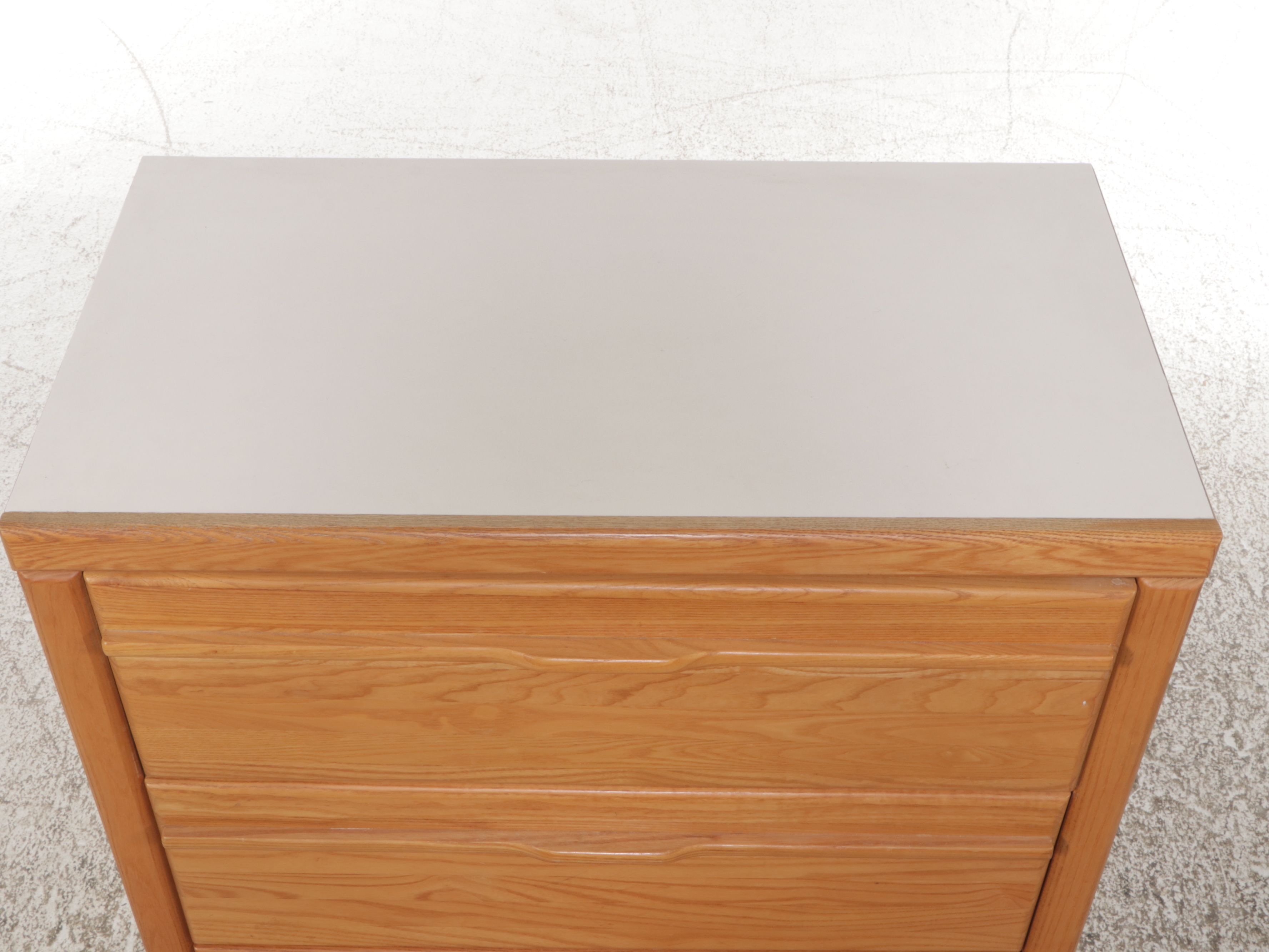 Stanley Furniture Traditional Style Oak Dresser with Side Chair