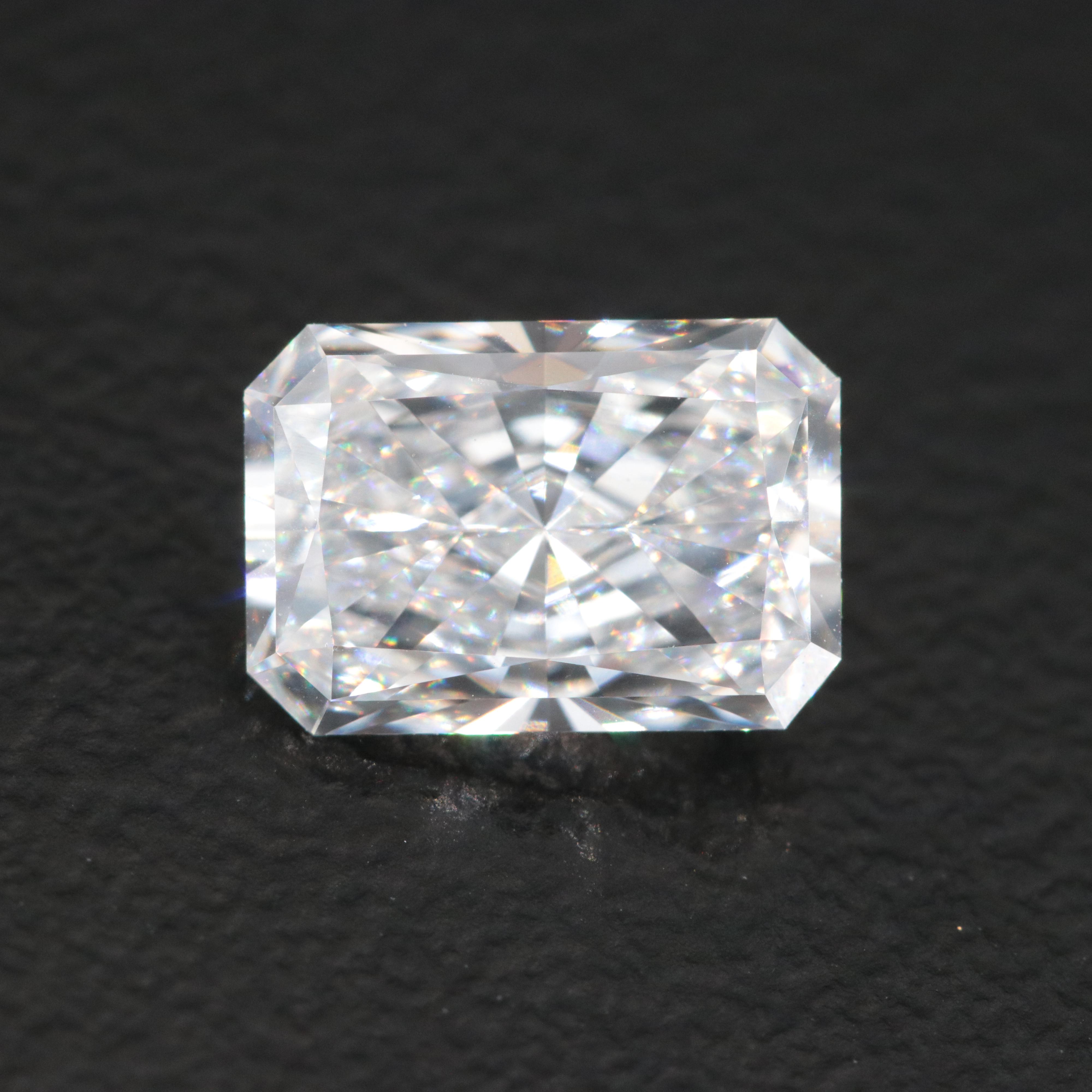 Loose 1.31 CT Lab Grown Diamond with IGI Report