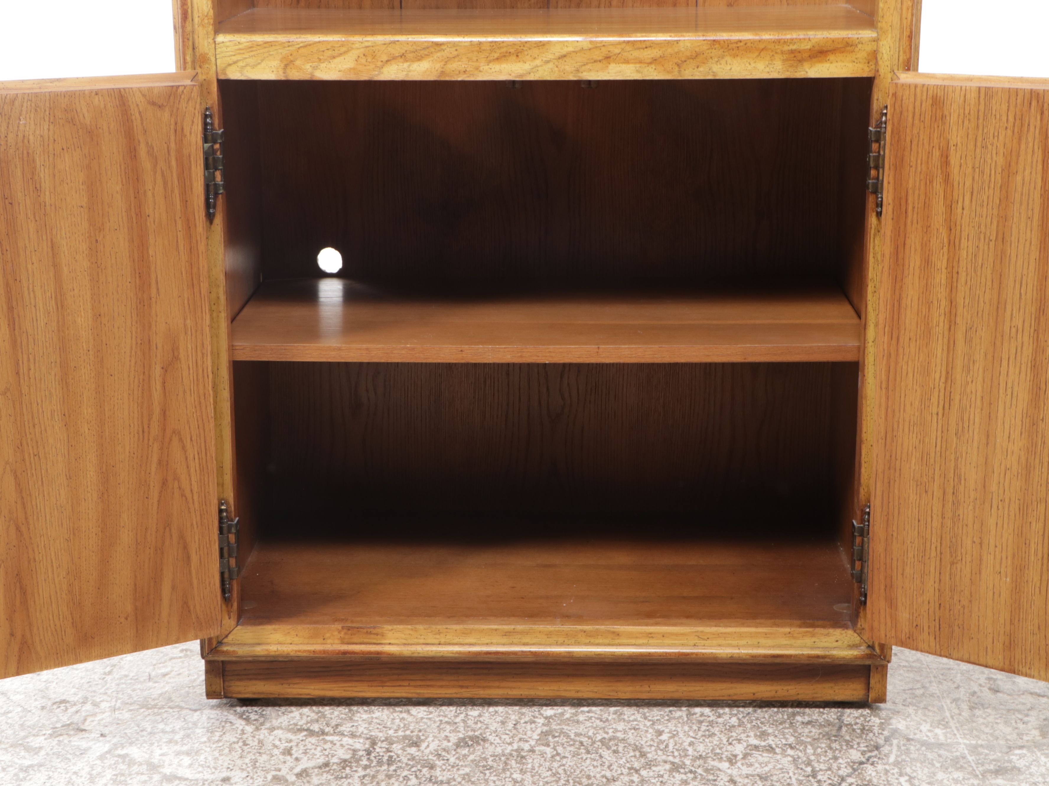 Drexel "Chartwell" Cabinet Bookcase, Late 20th Century