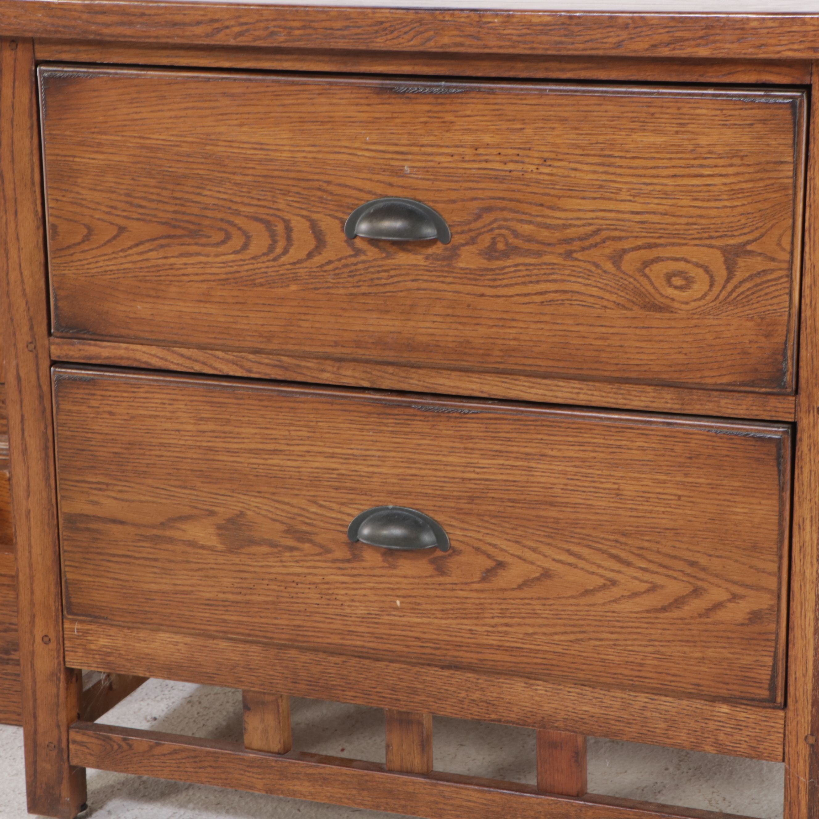 American Signature Craftsman Style Oak Queen Size Bed Frame and Nightstands