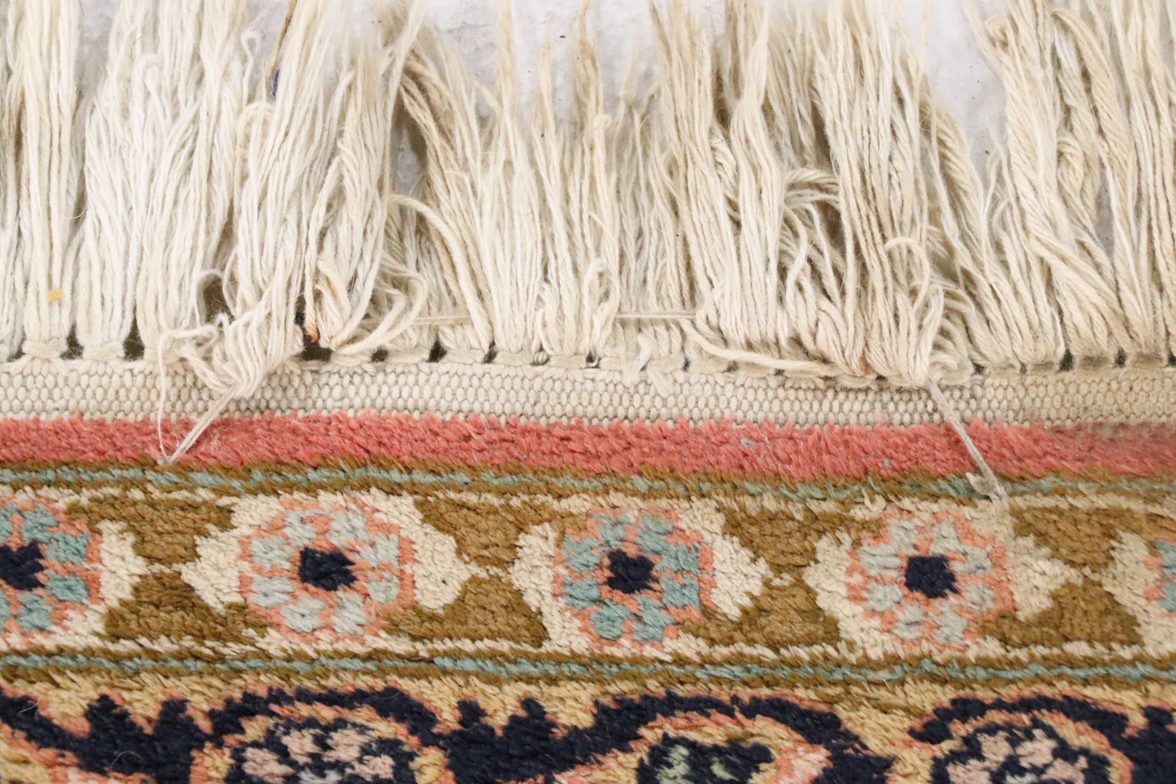 2'7 x 9' Hand-Knotted Turkish Ghiordes Carpet Runner