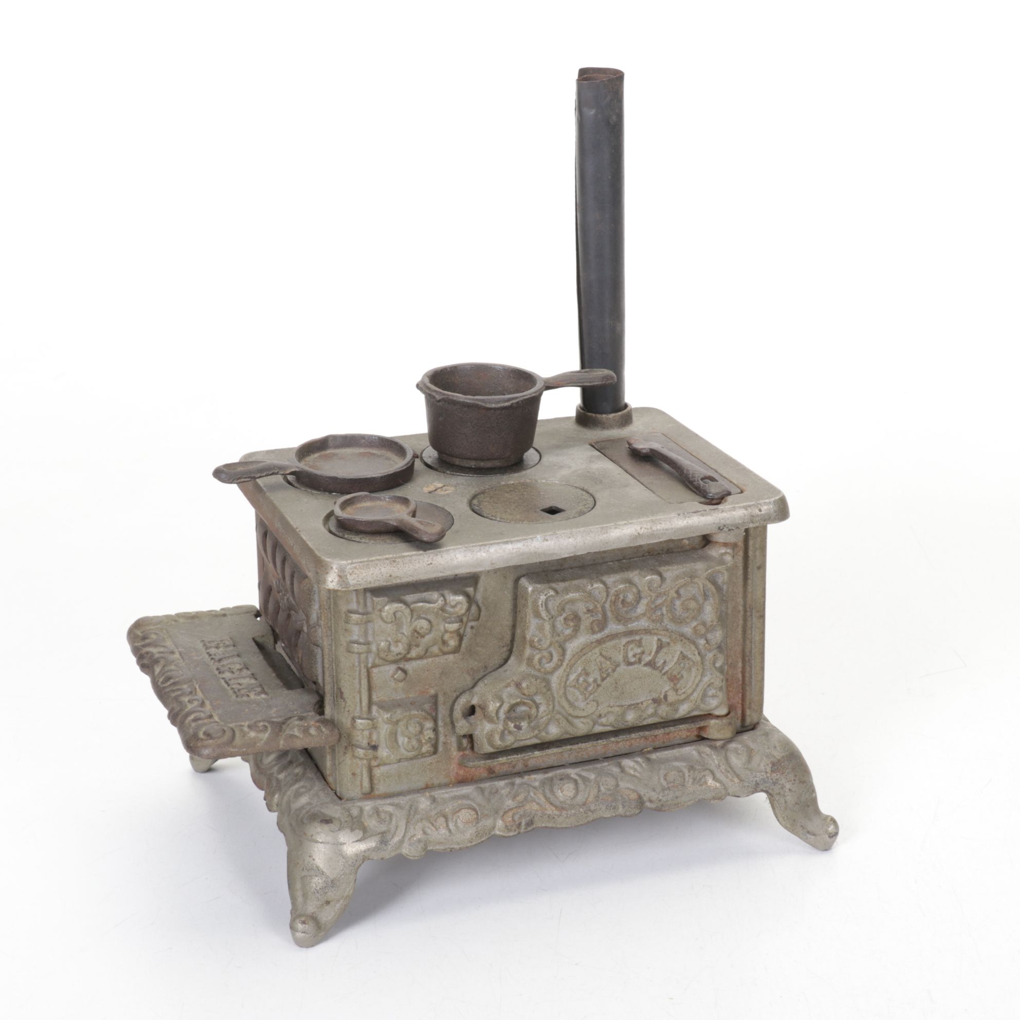 Cast Iron Miniature Stove, Sewing Machine & More