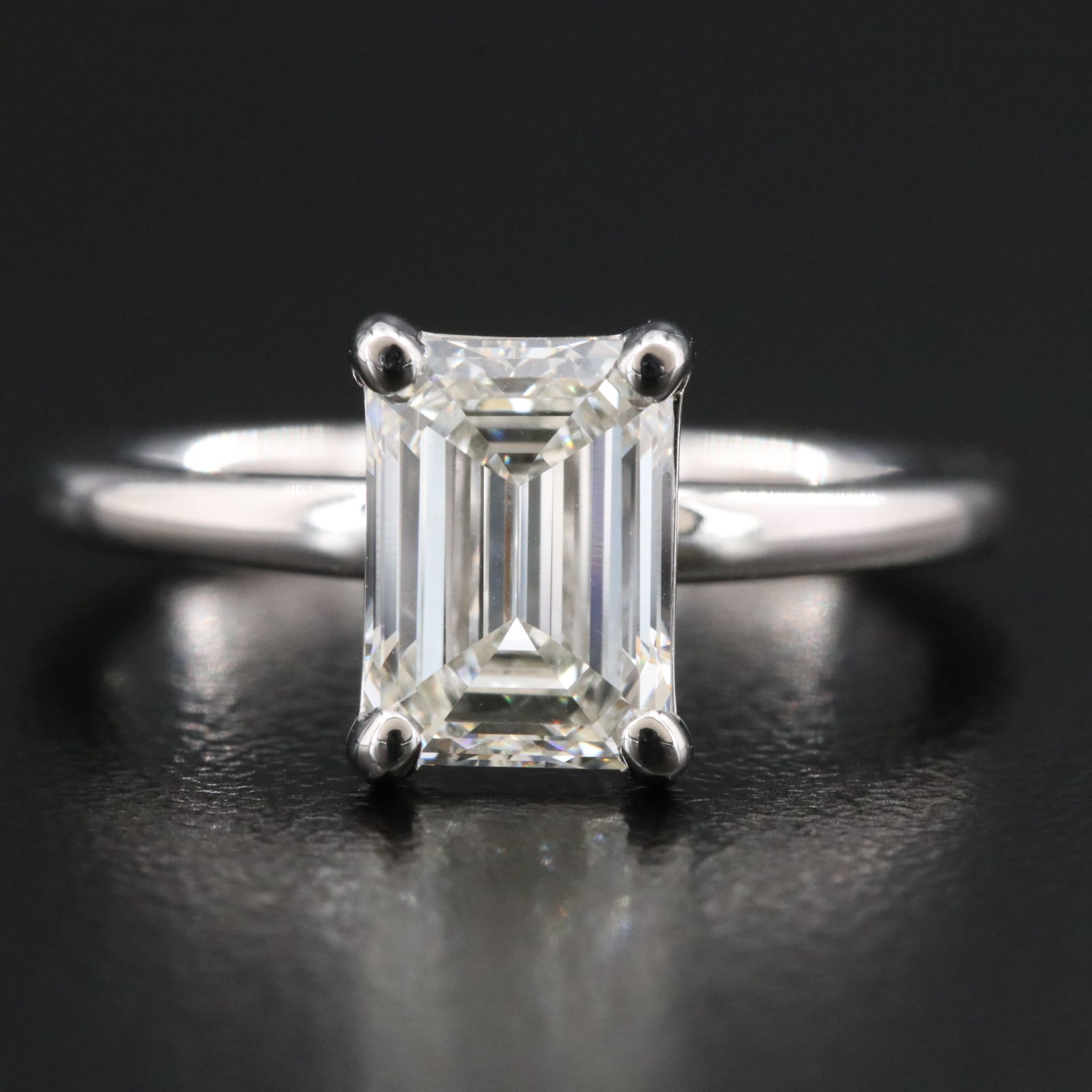 14K 2.04 CT Lab Grown Solitaire Ring with IGI Report