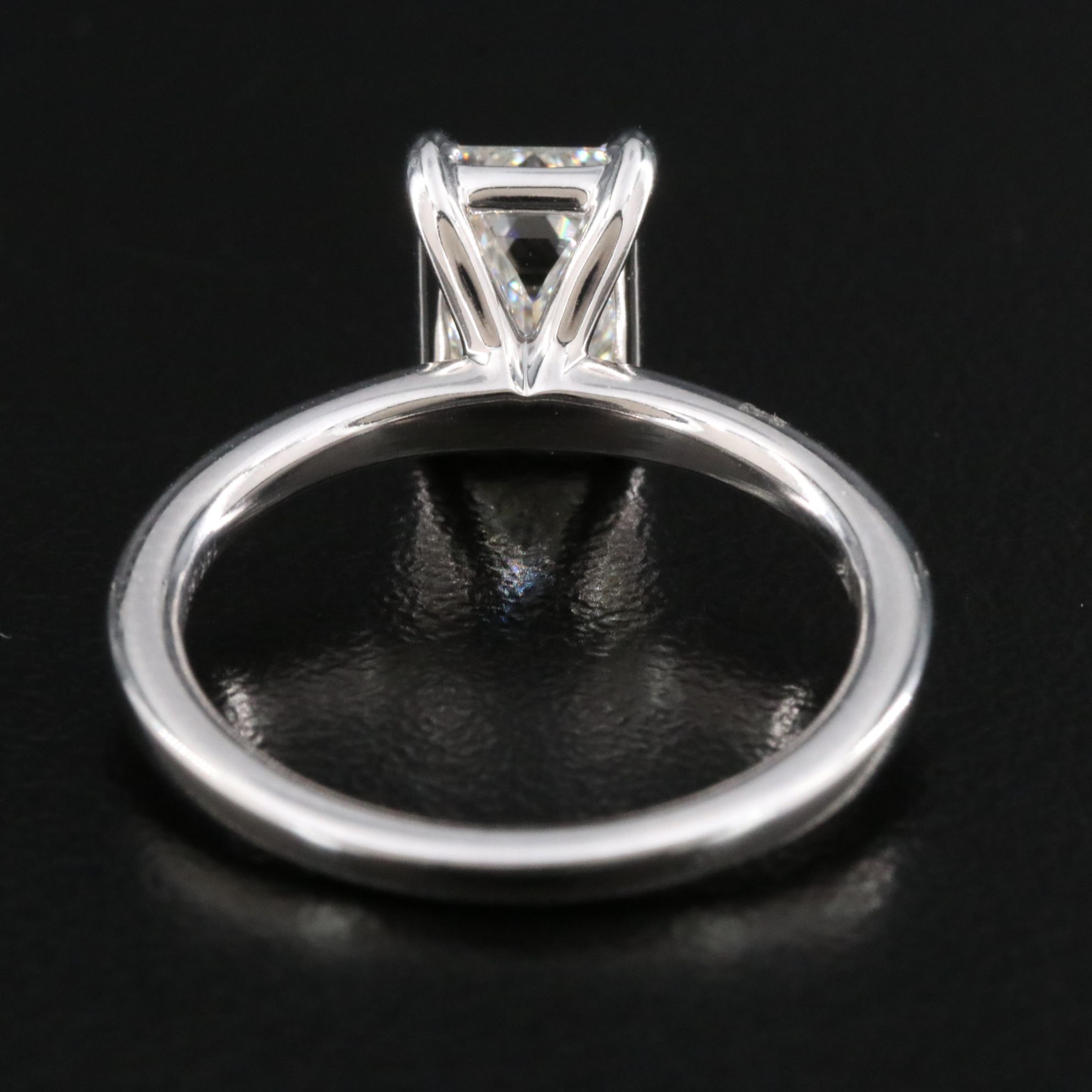 14K 2.04 CT Lab Grown Solitaire Ring with IGI Report