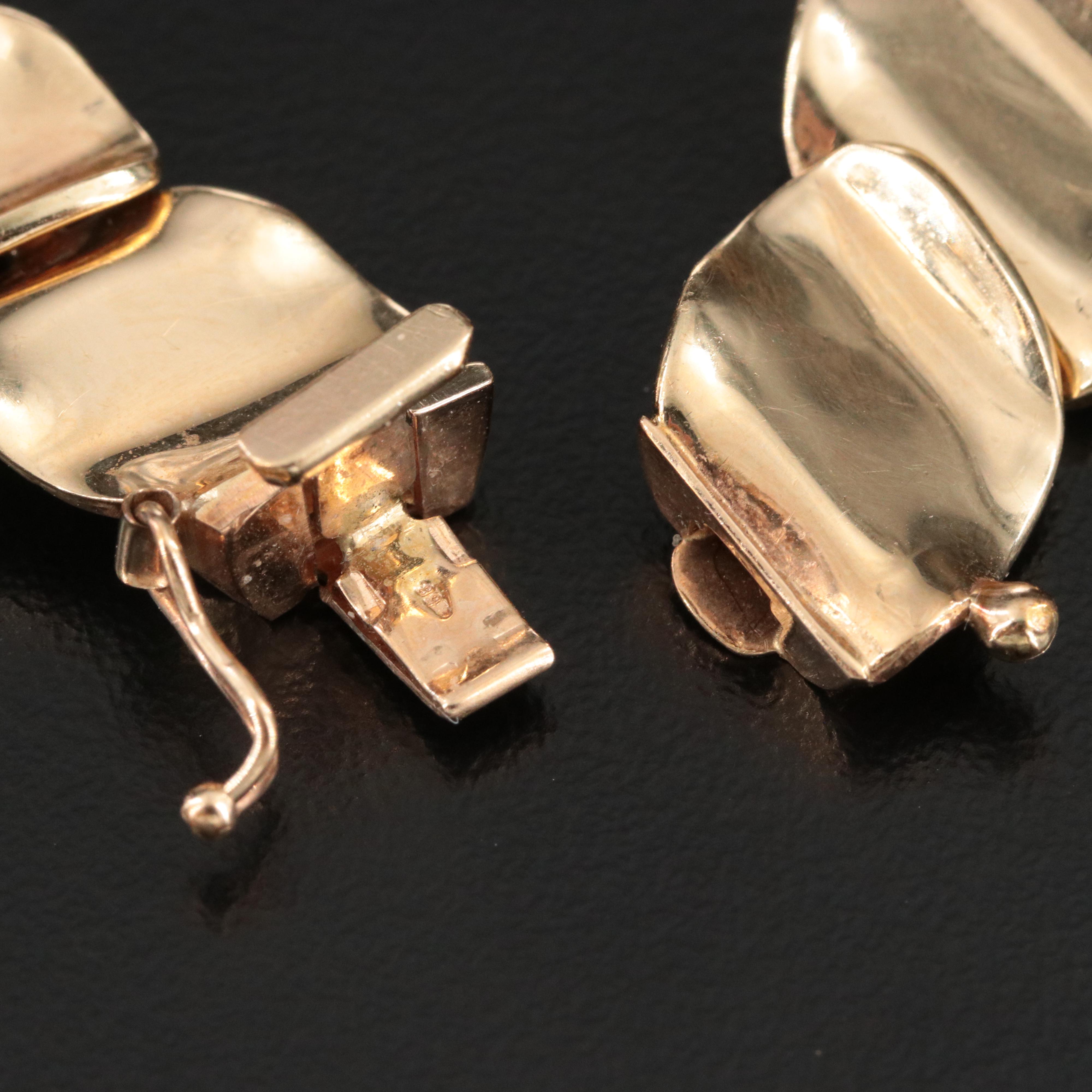 14K Wave Link Bracelet