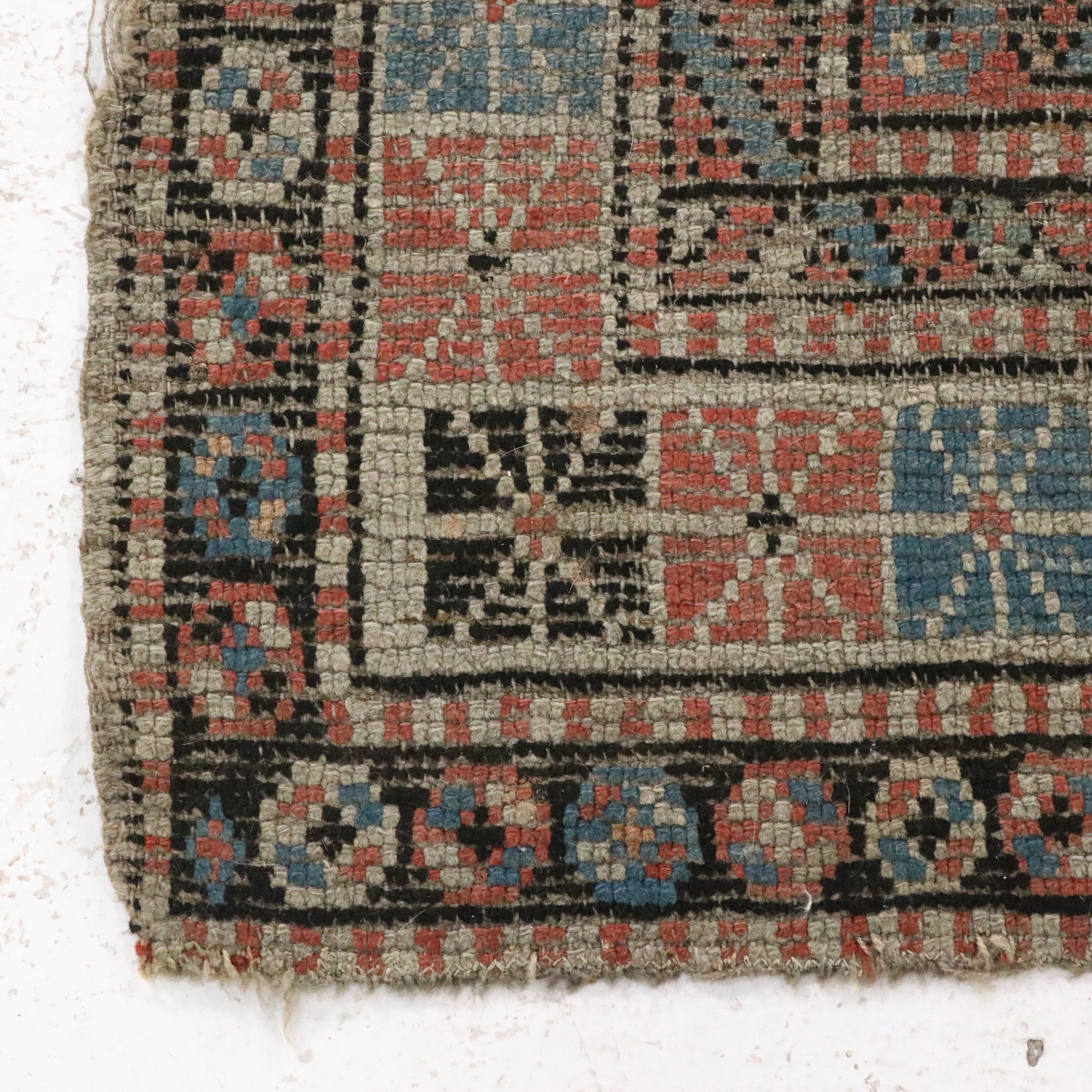 3'8 x 4'3 Hand-Knotted Caucasian Shirvan Area Rug, Semi-Antique