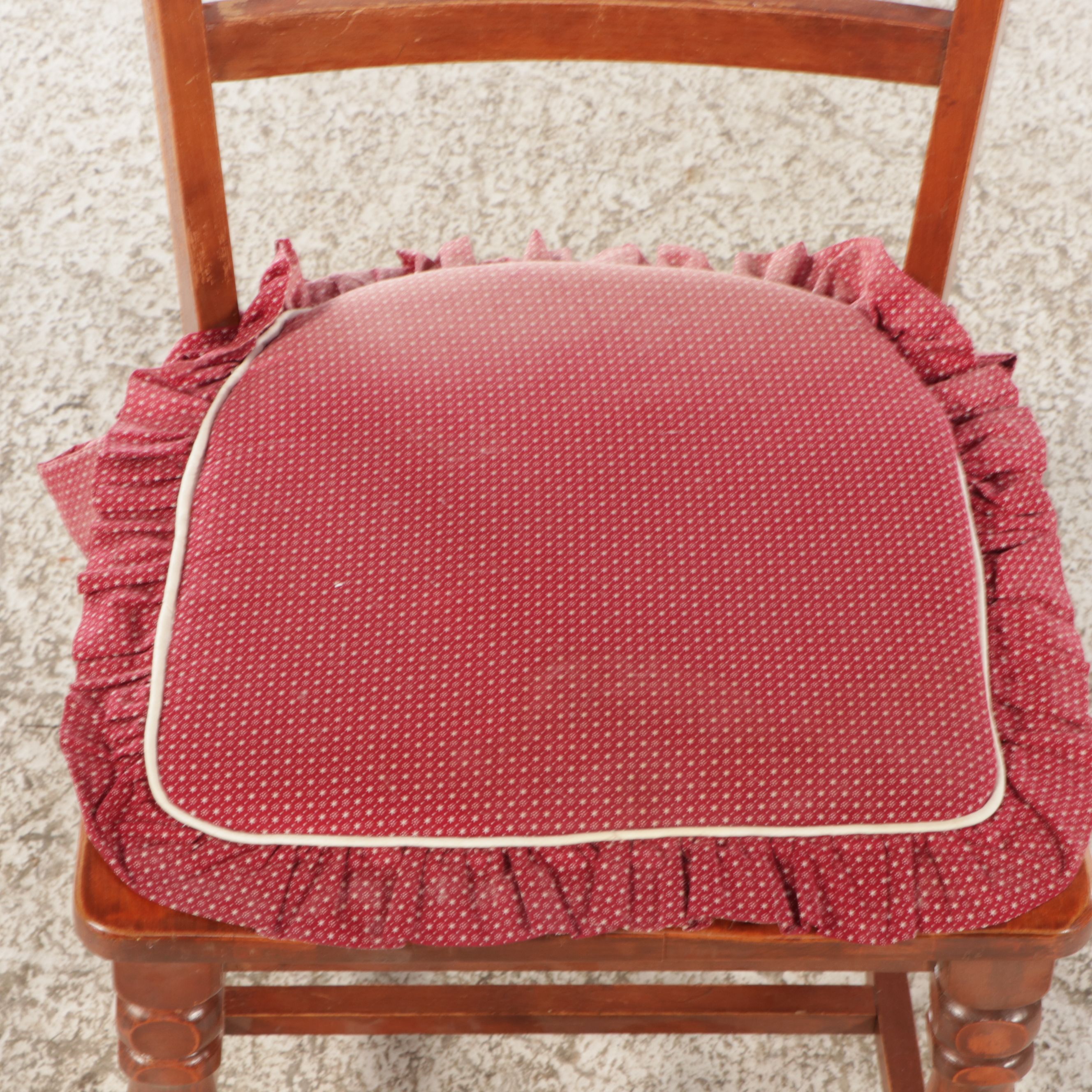 Early American Style Cherry Five-Piece Dining Set, Mid-20th Century
