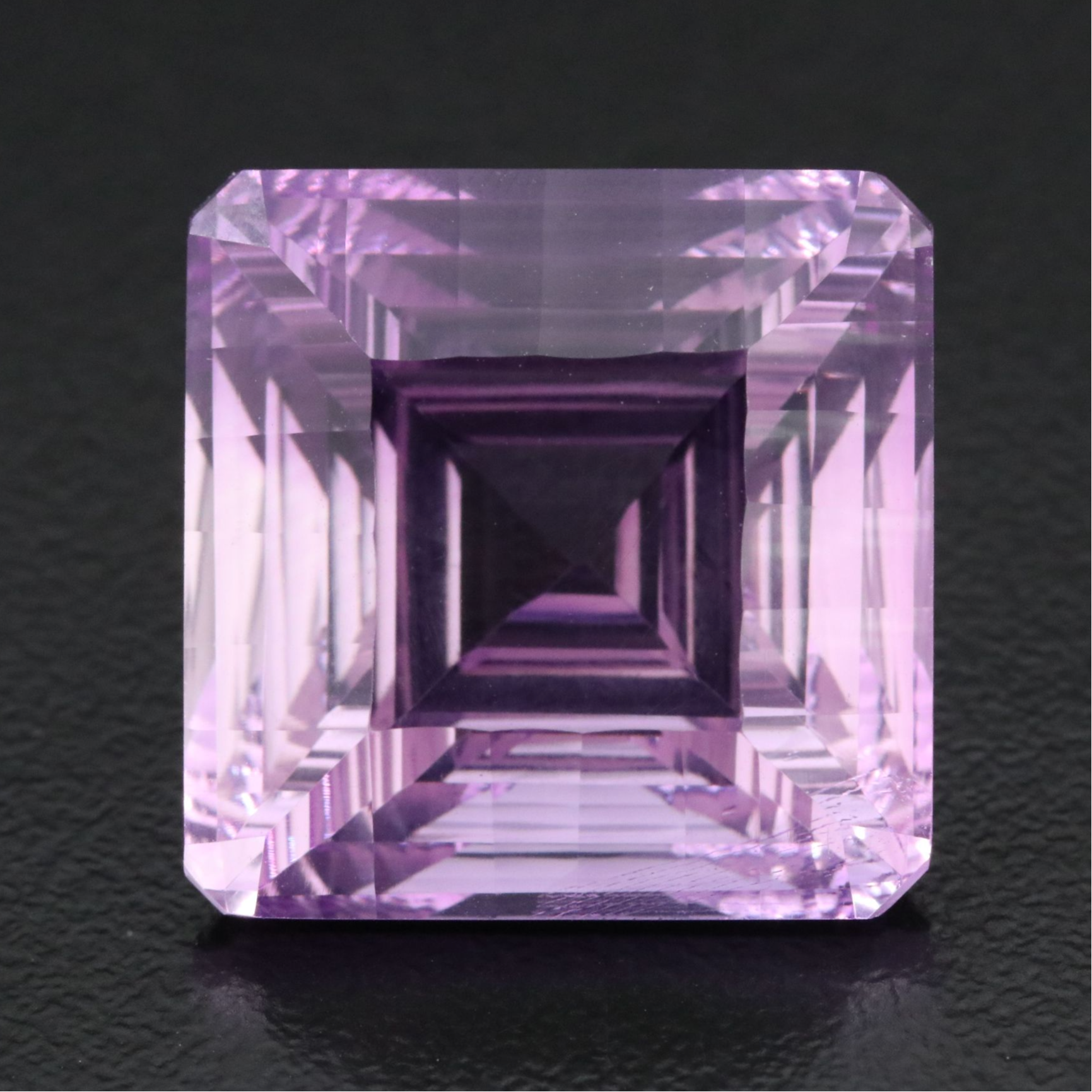 Loose 27.57 CT Amethyst
