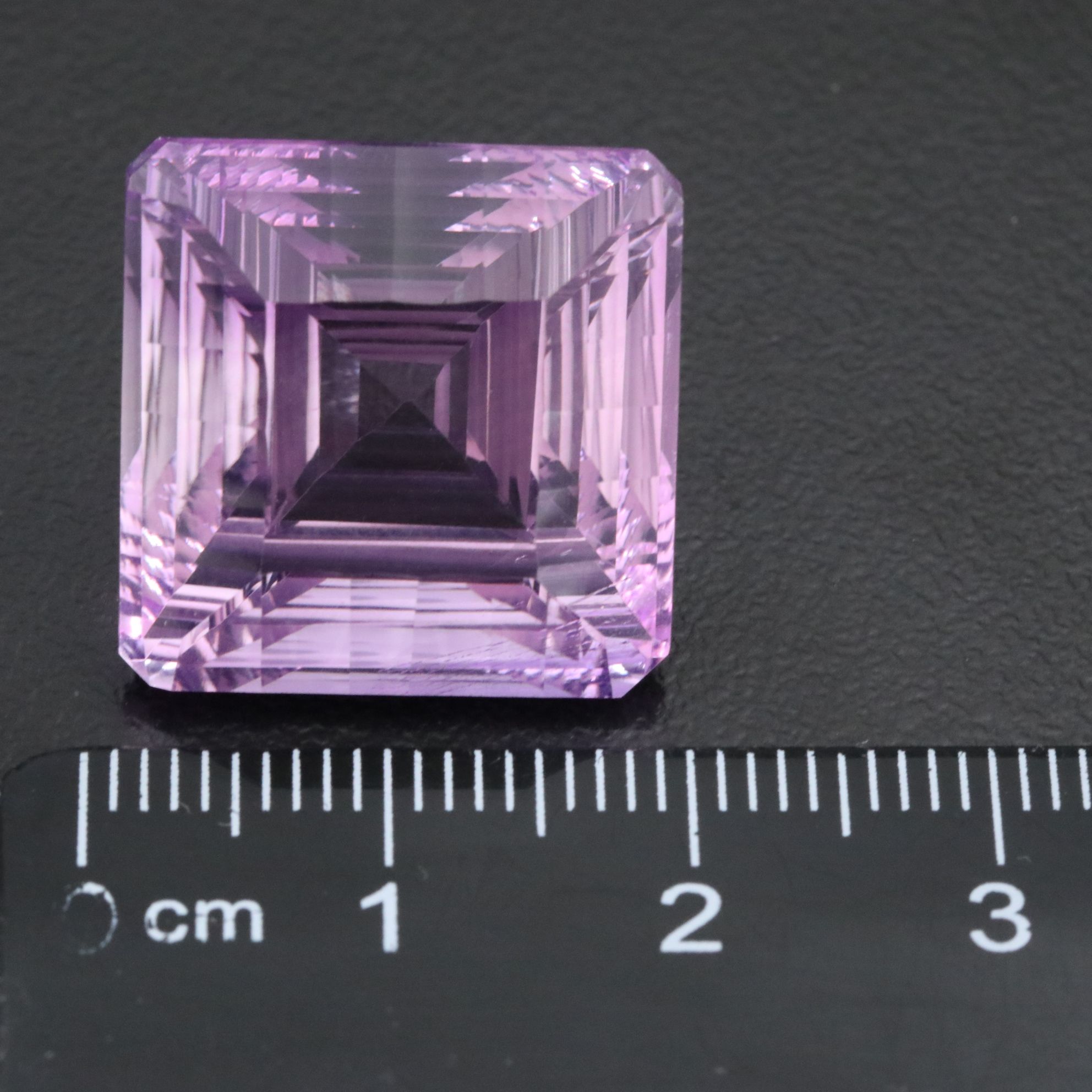 Loose 27.57 CT Amethyst