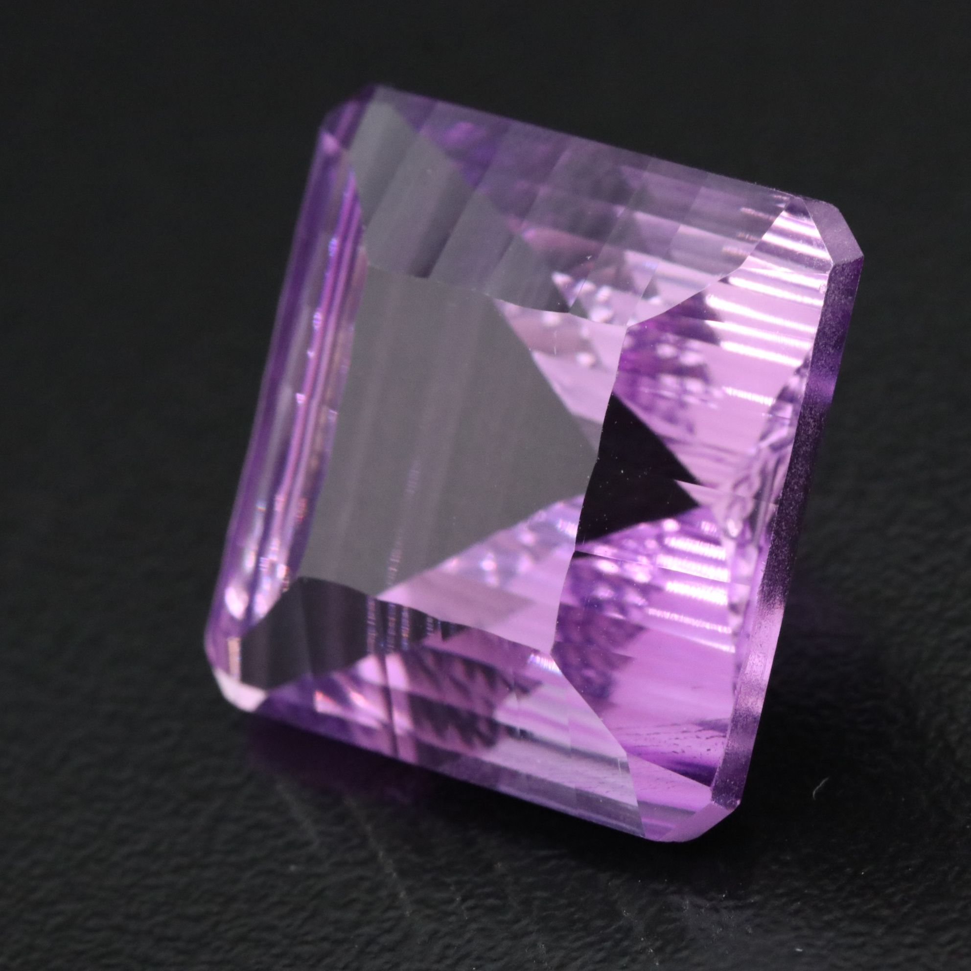 Loose 27.57 CT Amethyst