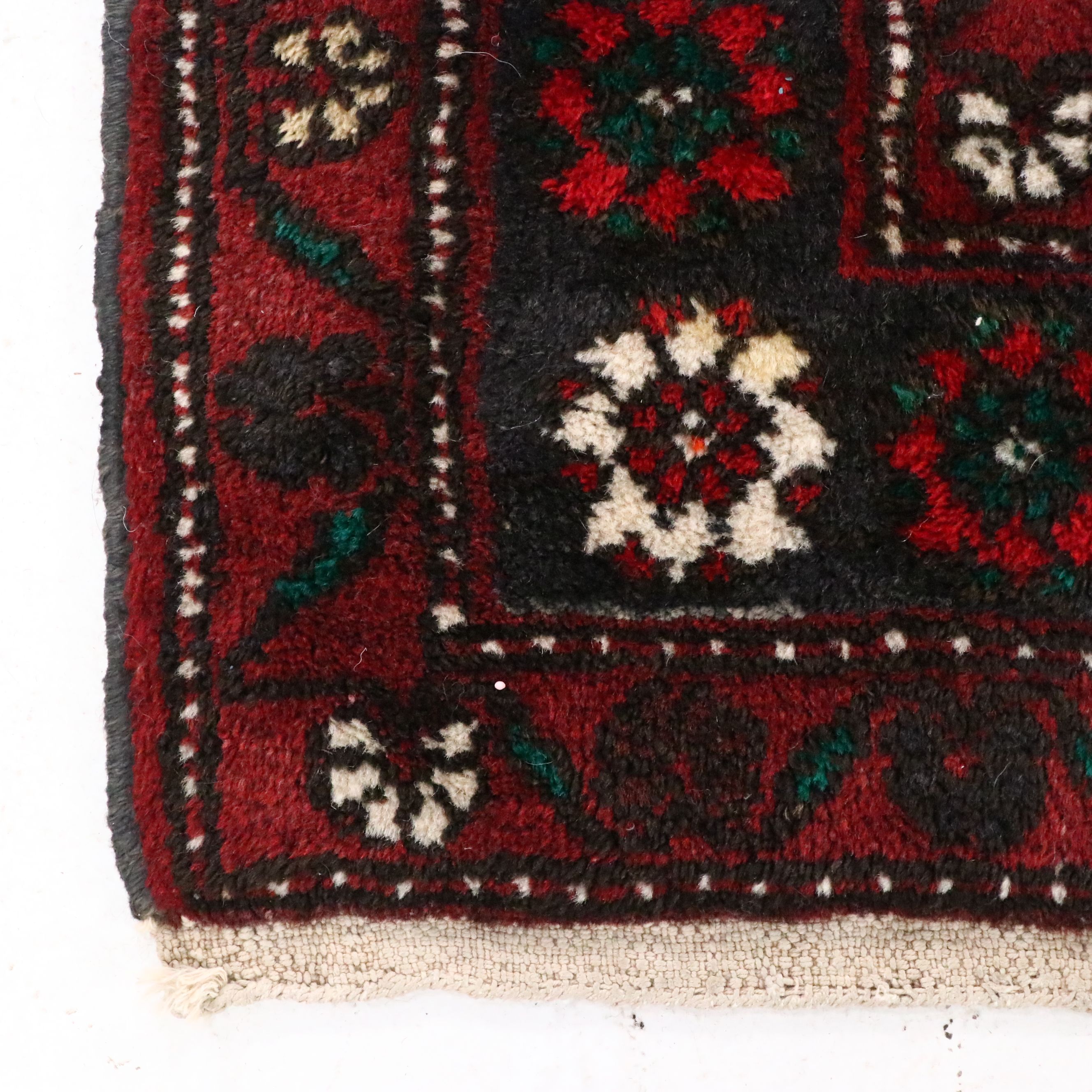 6'10 x 10' Hand-Knotted Persian Qashqai Area Rug