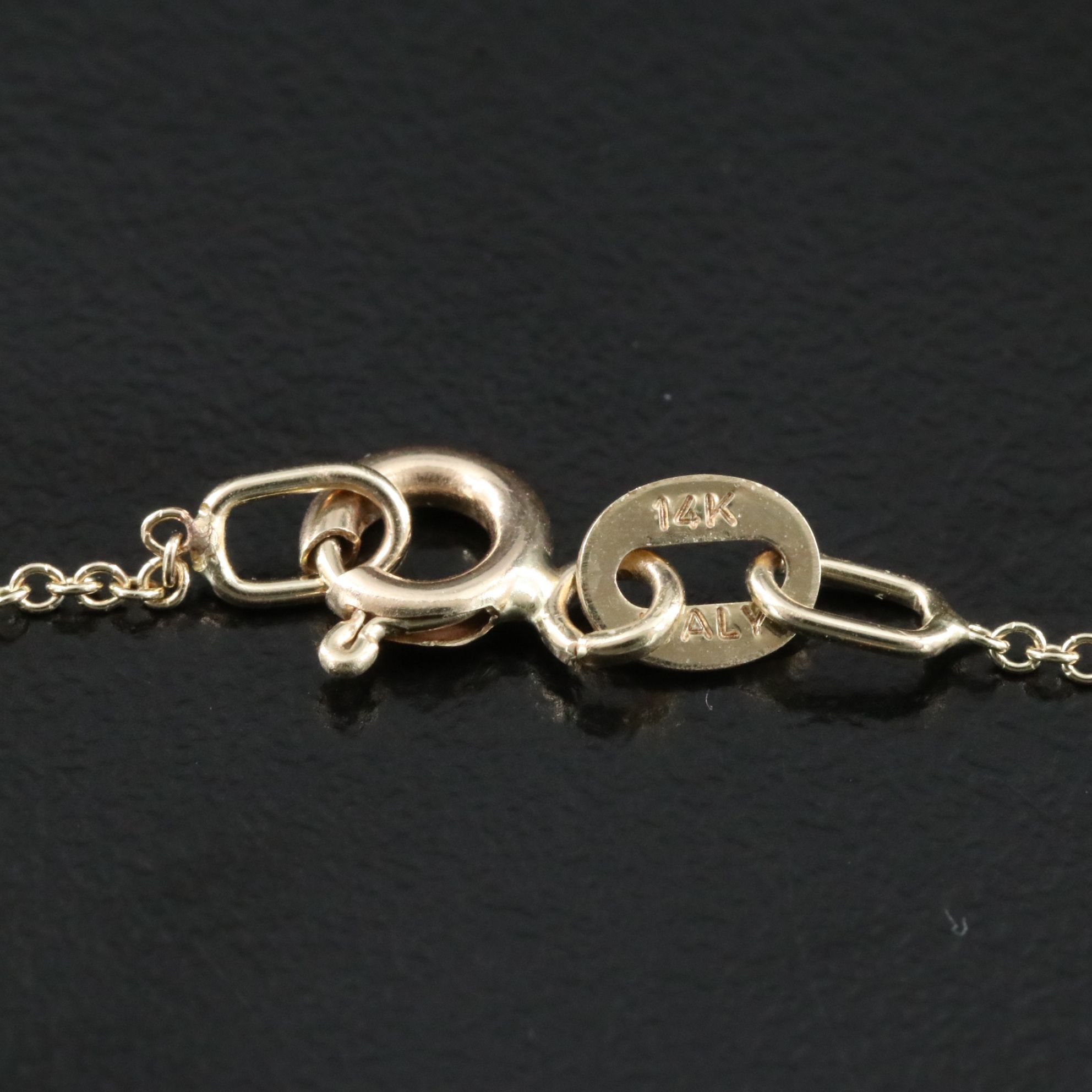 14K 4.03 CT Fancy Intense Pink Lab Grown Diamond Necklace with IGI Report