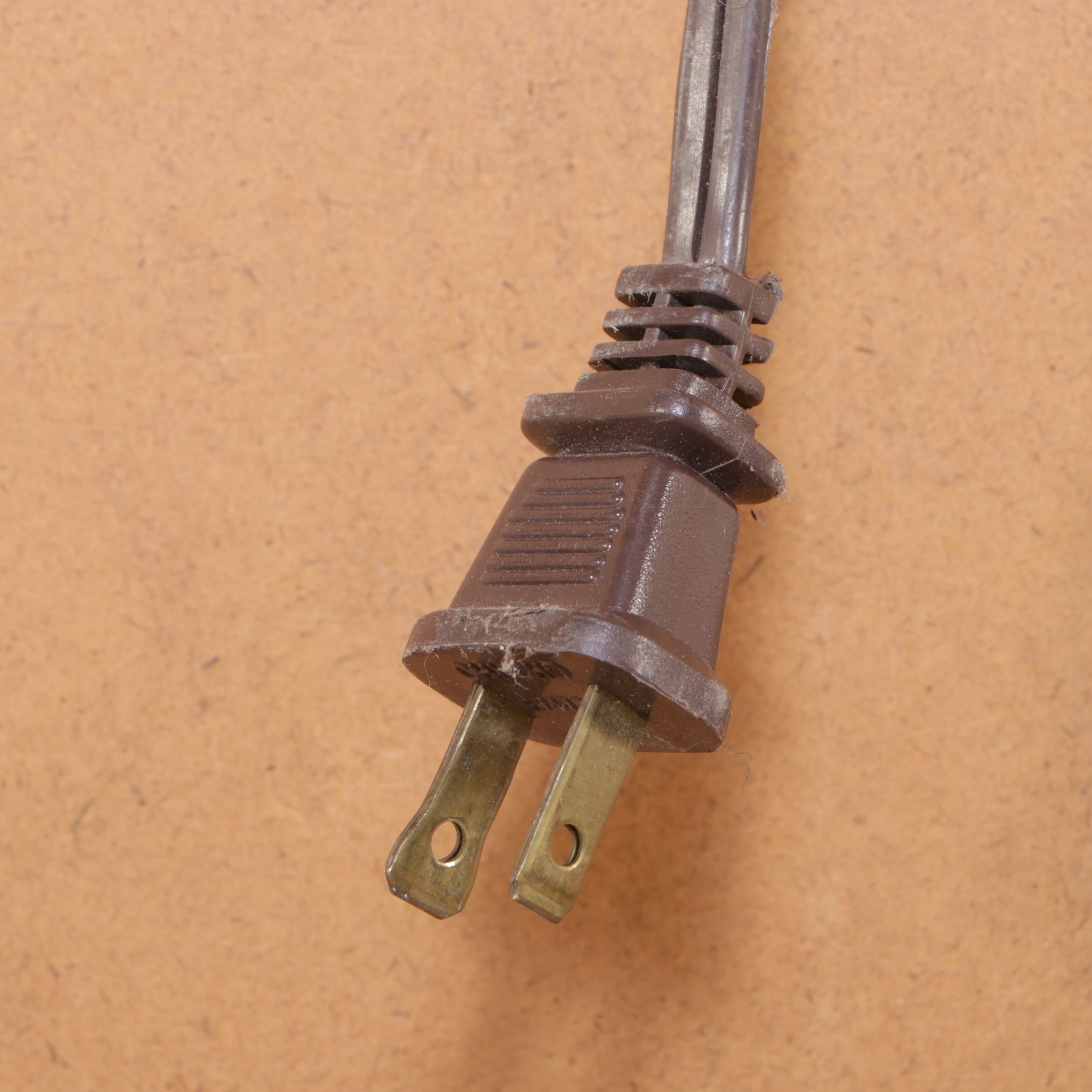 Broyhill Illuminated Wooden Display Cabinet