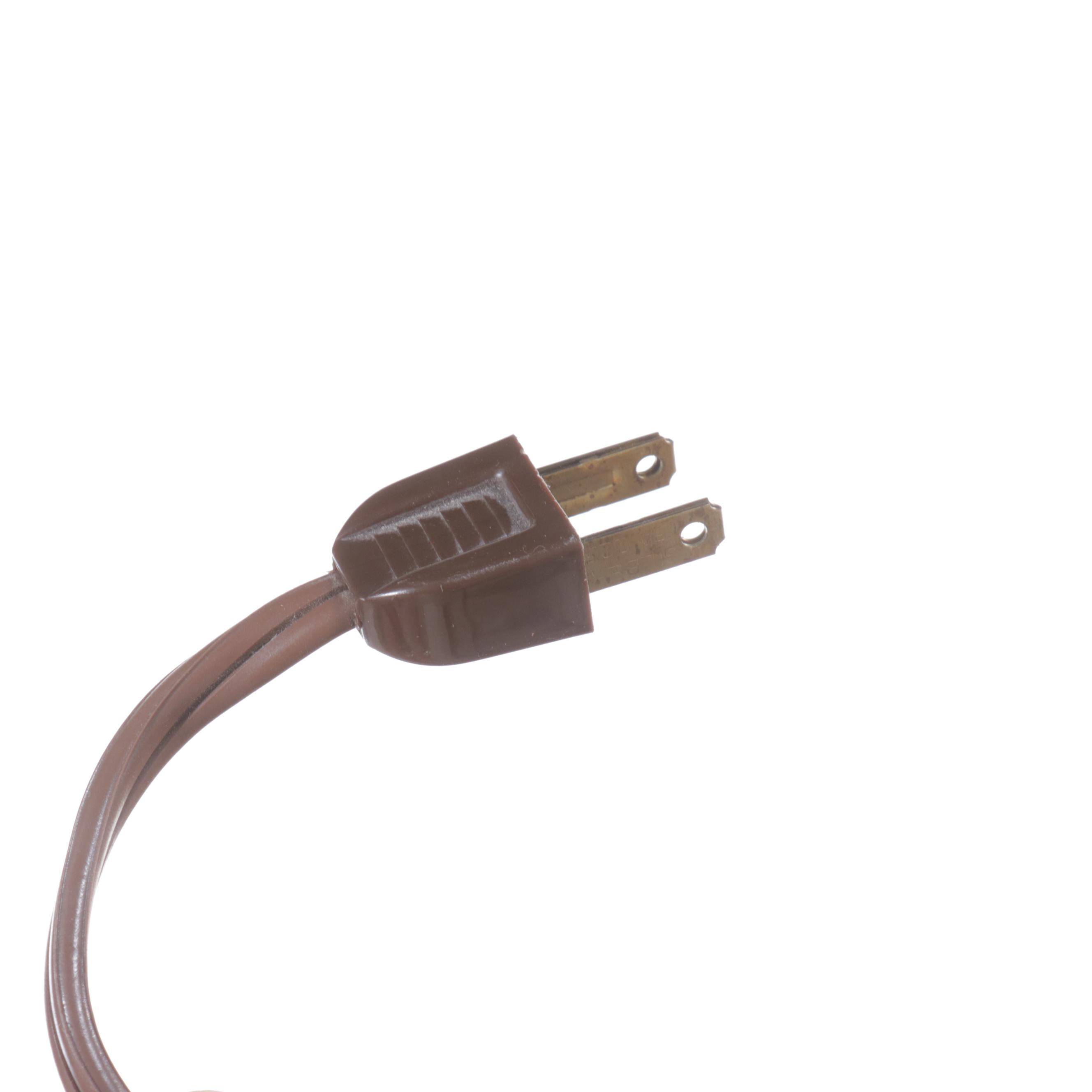 Drexel Heritage "Chartwell" Traditional Style Oak Veneered China Cabinet