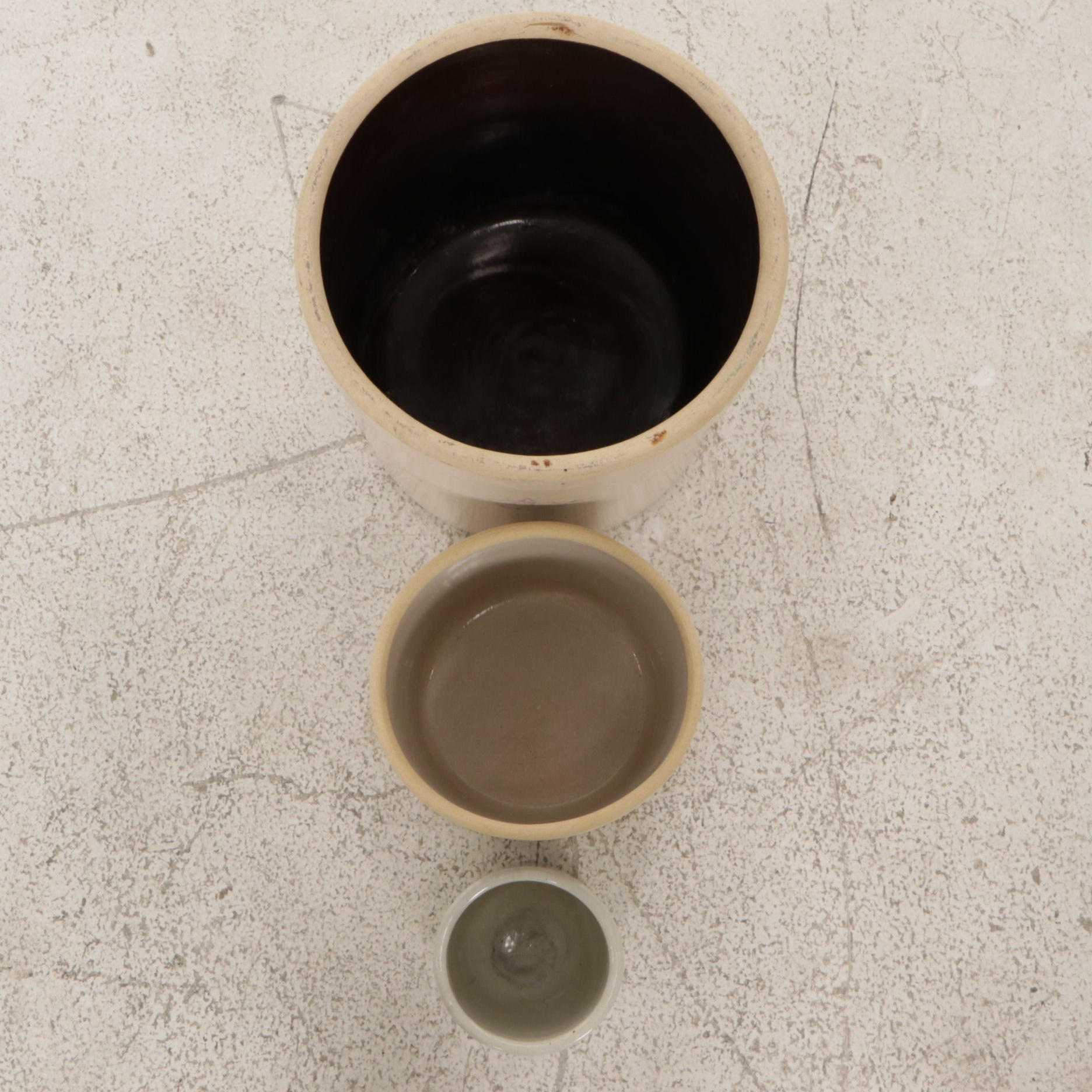 Robinson Ransbottom and Other Stoneware Crocks, Late 19th/ Early 20th Century