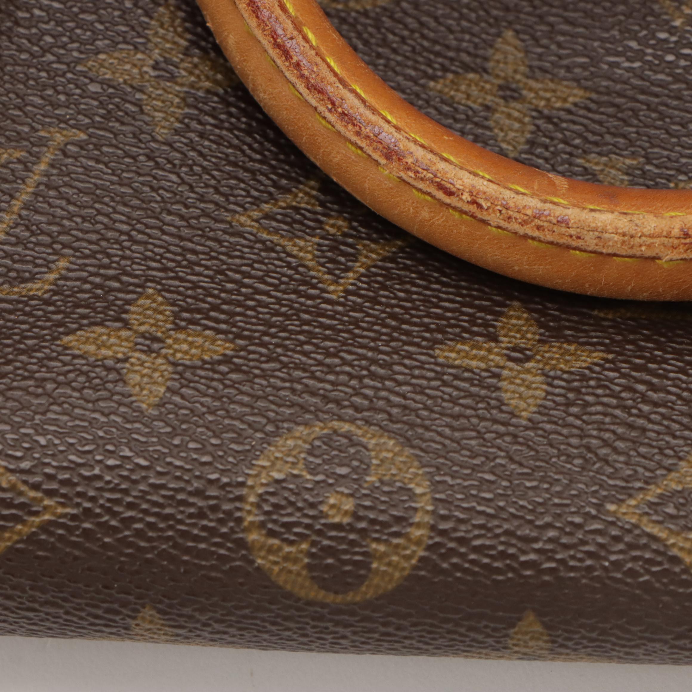 Louis Vuitton Speedy 40 in Monogram Canvas and Vachetta Leather