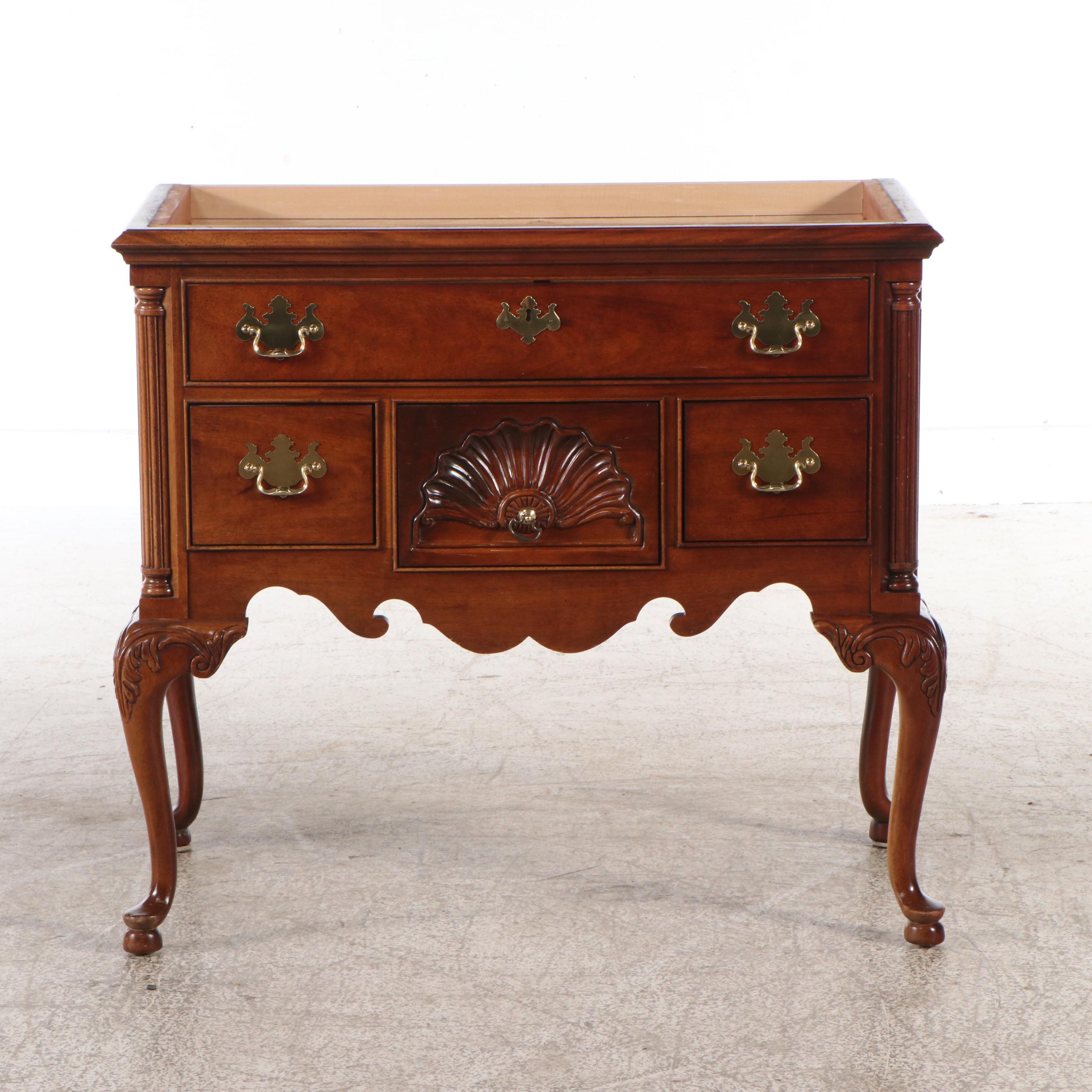 Thomasville Queen Anne Style Mahogany Highboy Dresser