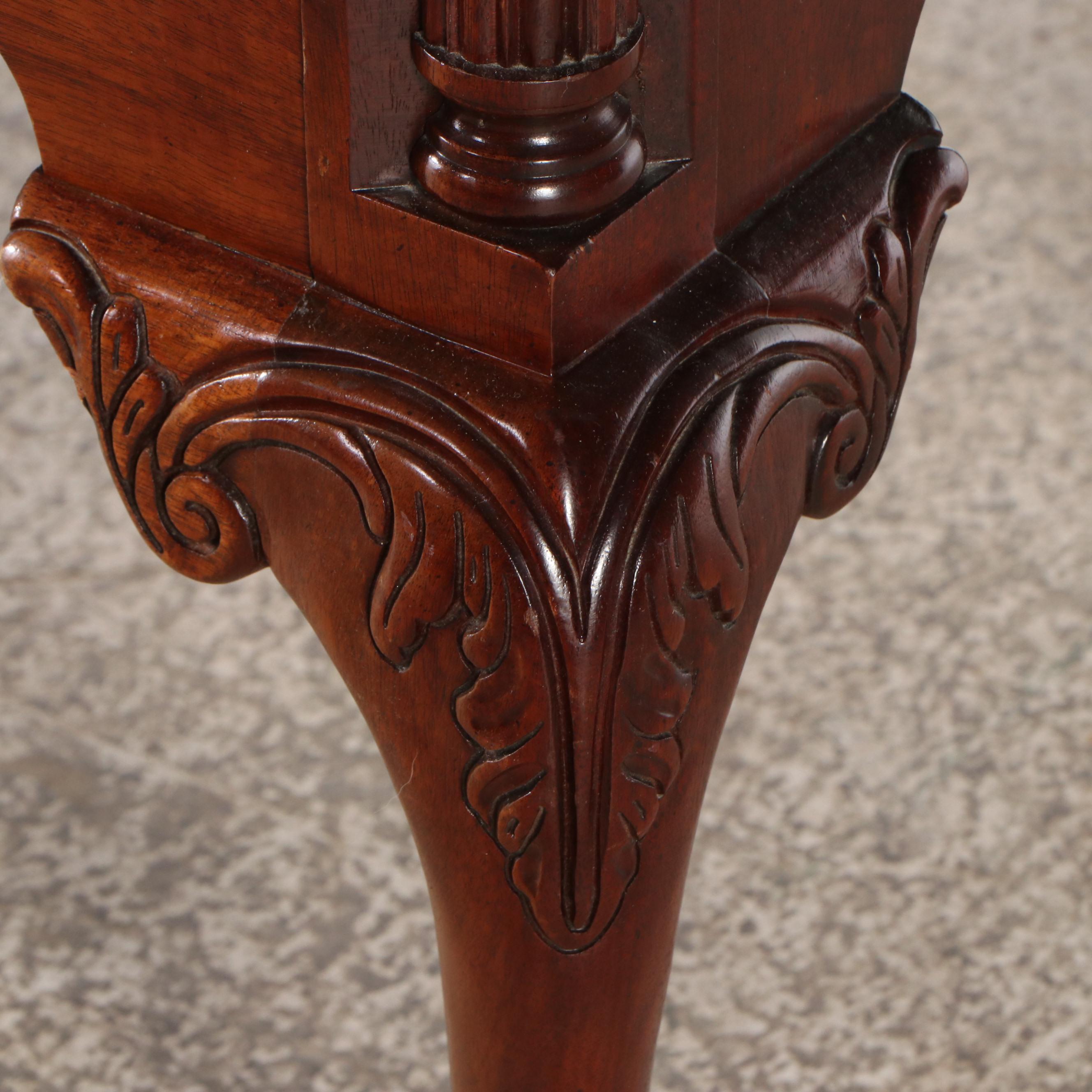 Thomasville Queen Anne Style Mahogany Highboy Dresser
