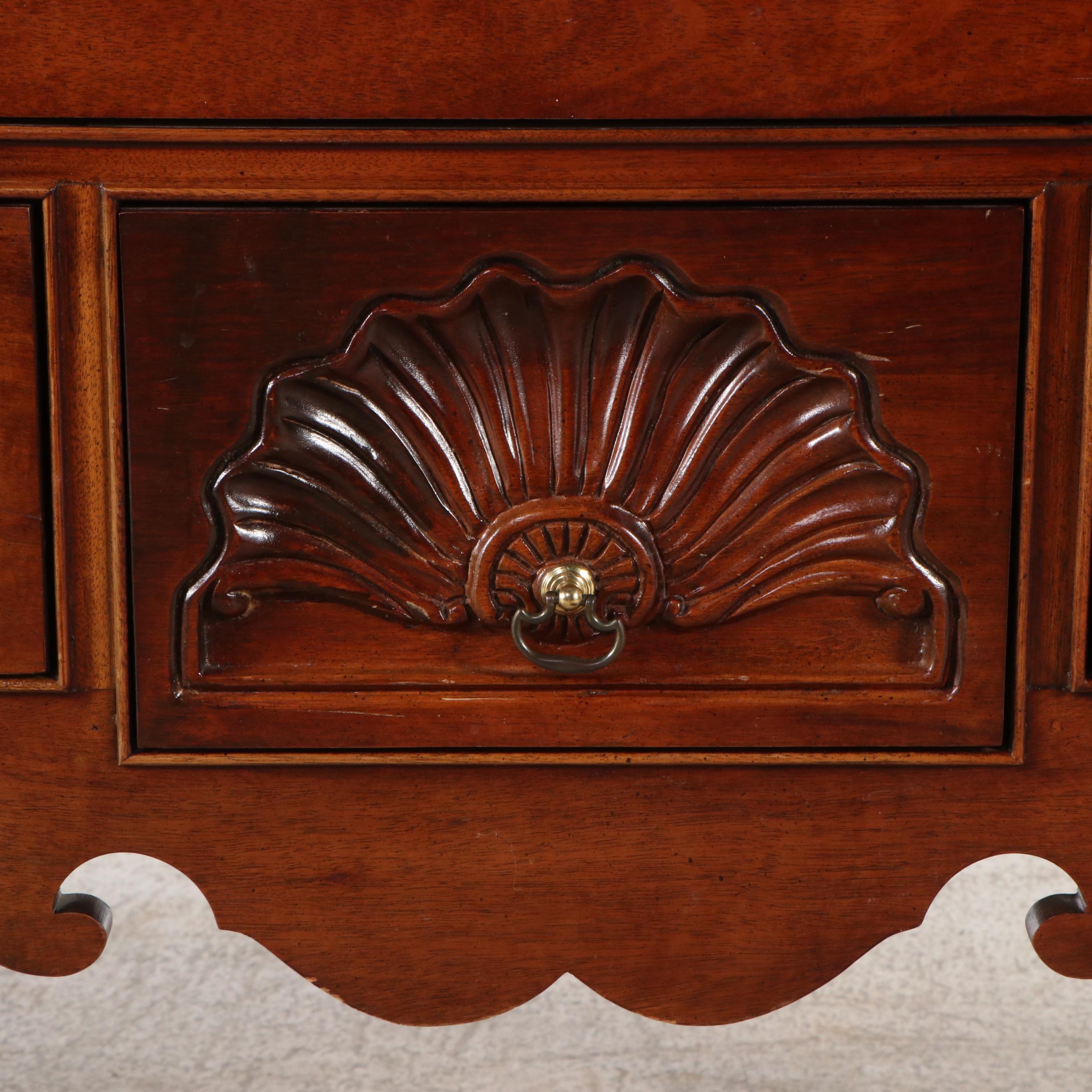 Thomasville Queen Anne Style Mahogany Highboy Dresser